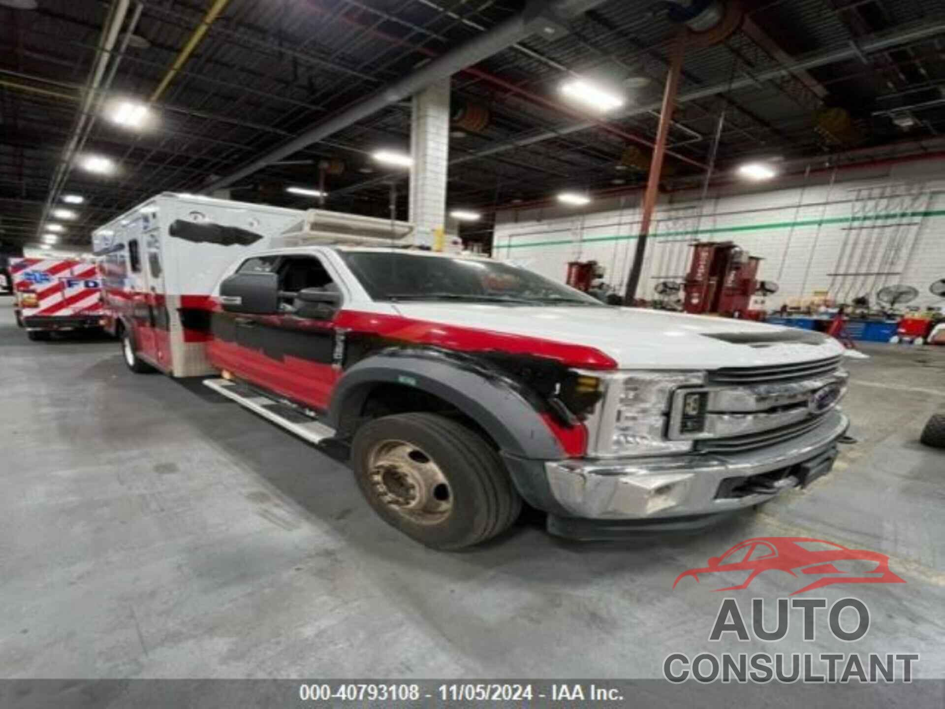 FORD F-550 CHASSIS 2017 - 1FD0X5HT8HEB66493