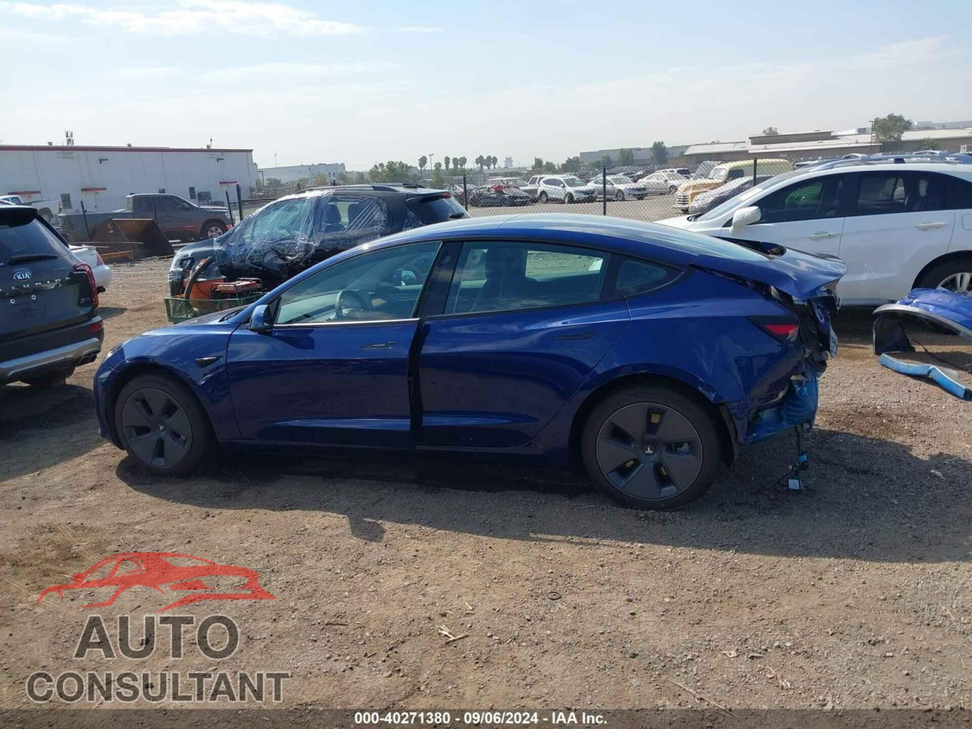 TESLA MODEL 3 2022 - 5YJ3E1EA2NF318717