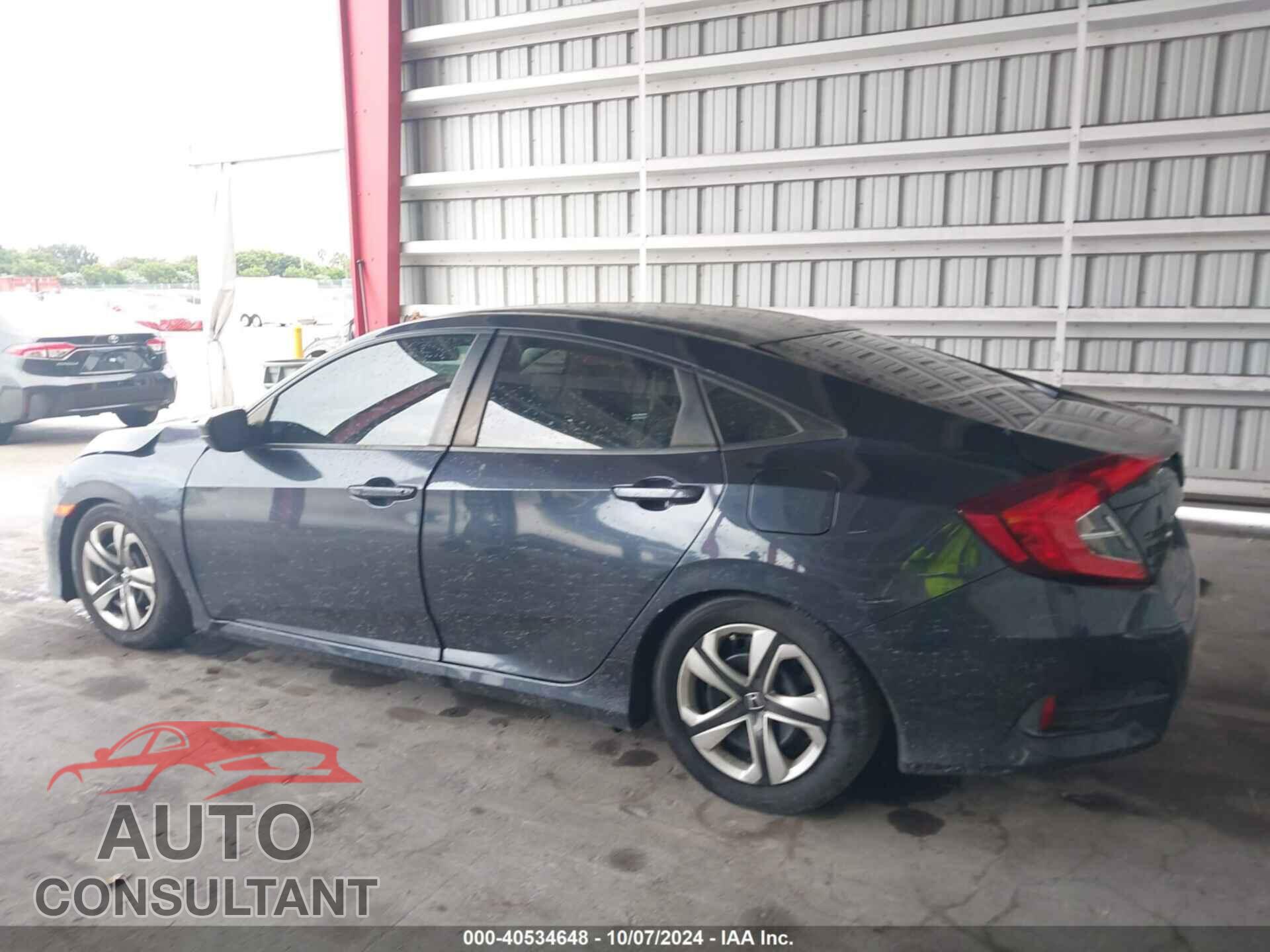 HONDA CIVIC 2017 - 2HGFC2F58HH542424