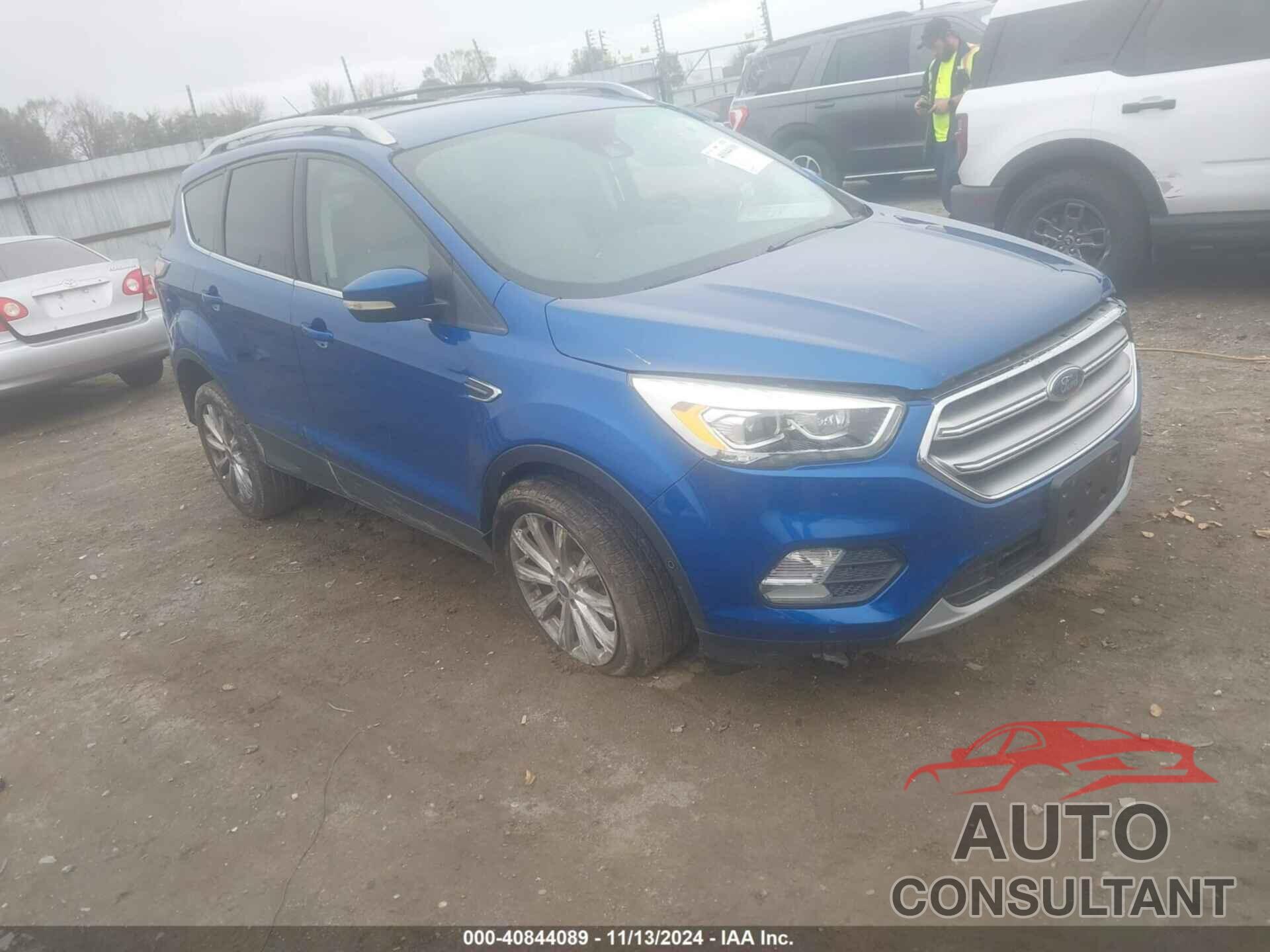 FORD ESCAPE 2017 - 1FMCU0J93HUB53938