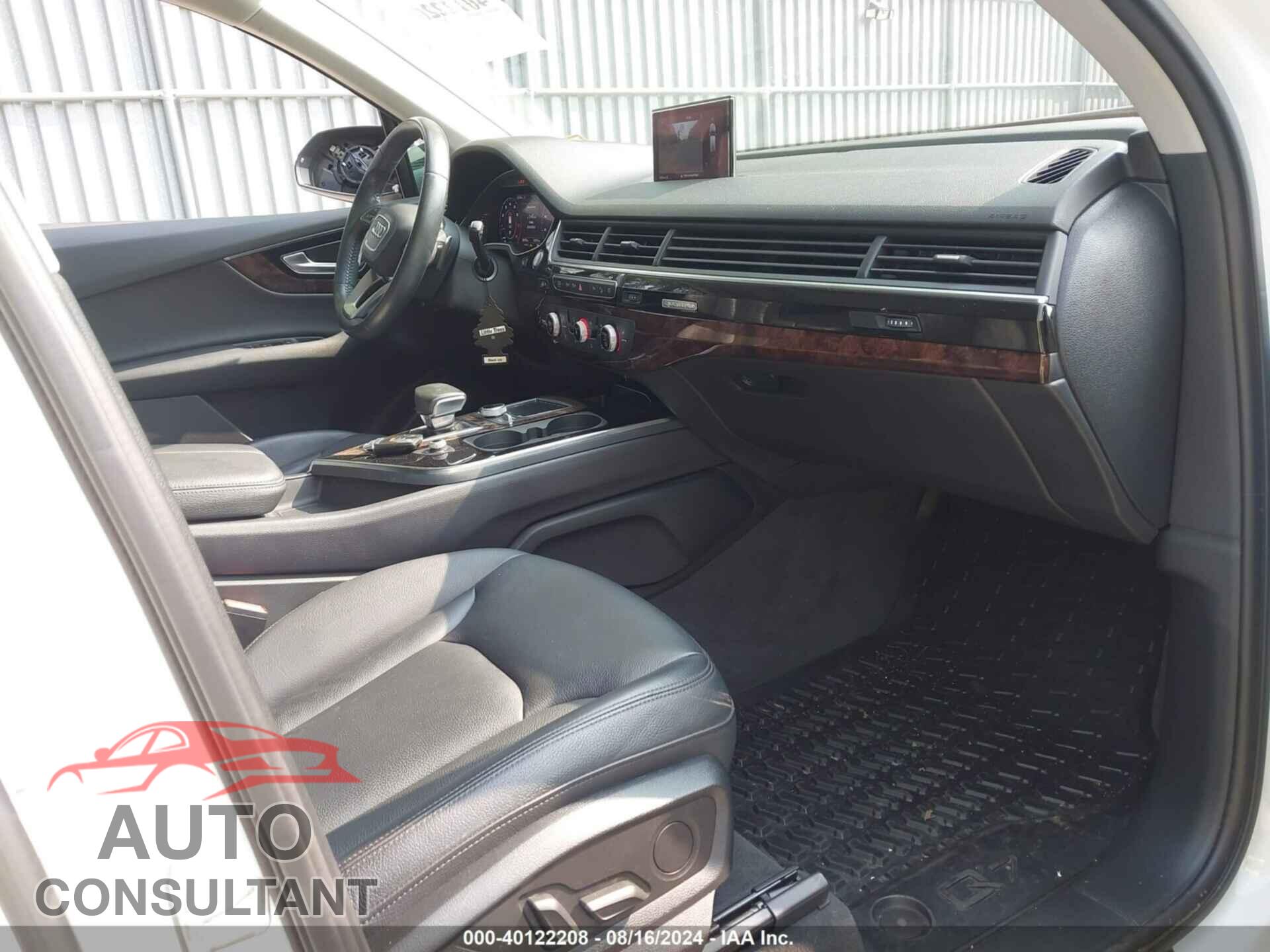 AUDI Q7 2018 - WA1LAAF75JD039465