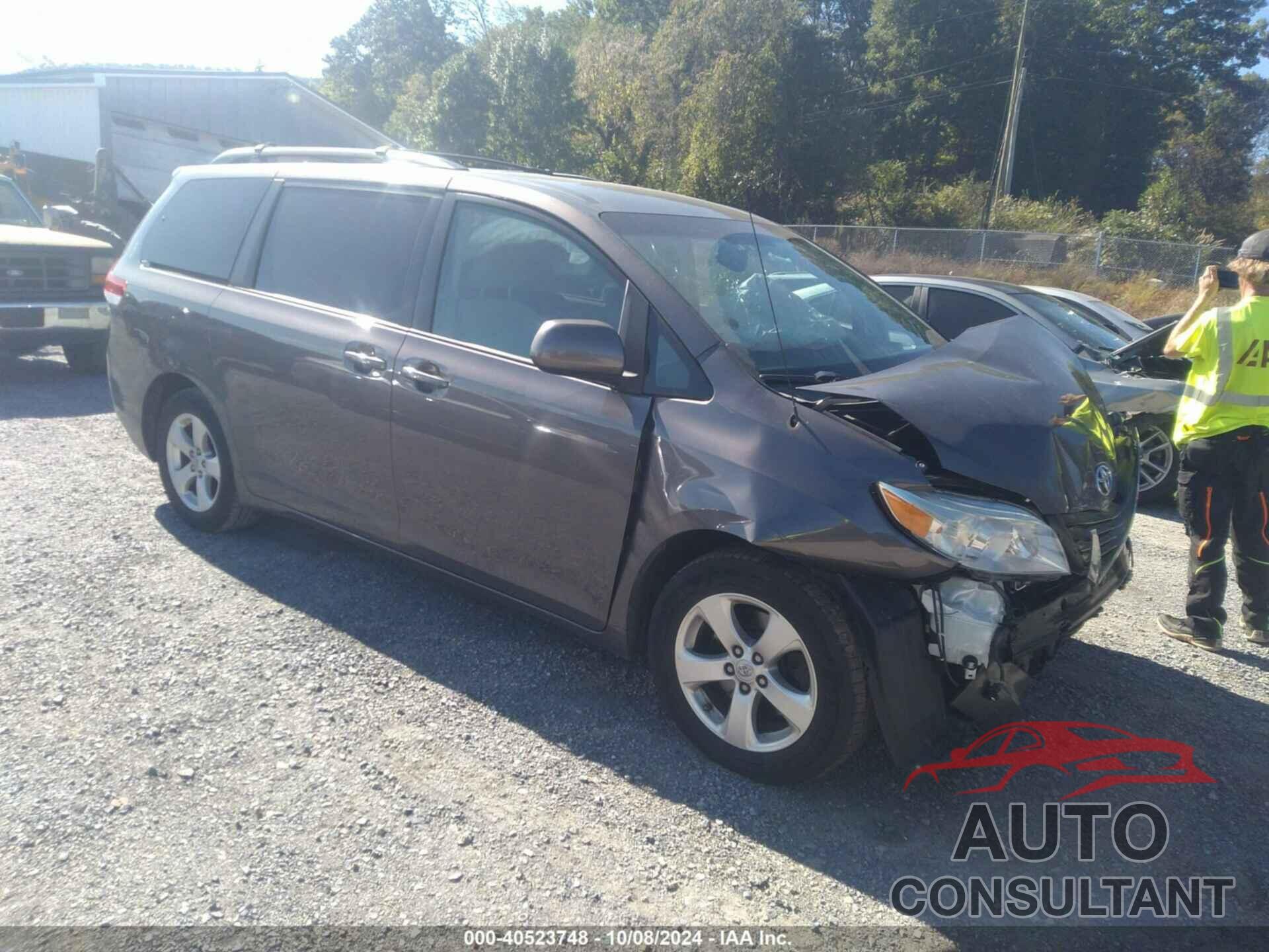 TOYOTA SIENNA 2013 - 5TDKK3DC0DS379867