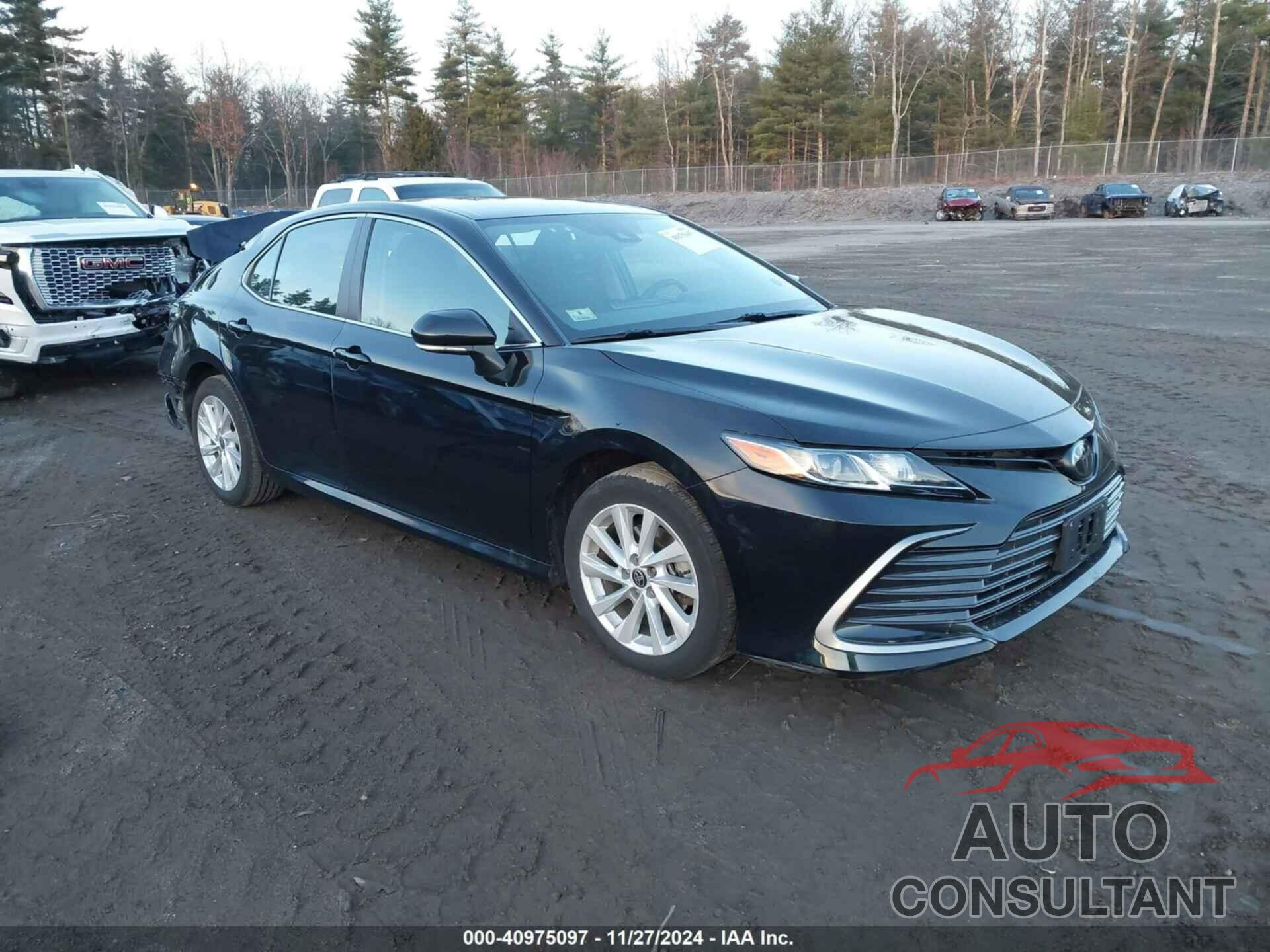 TOYOTA CAMRY 2022 - 4T1C11BK7NU072078