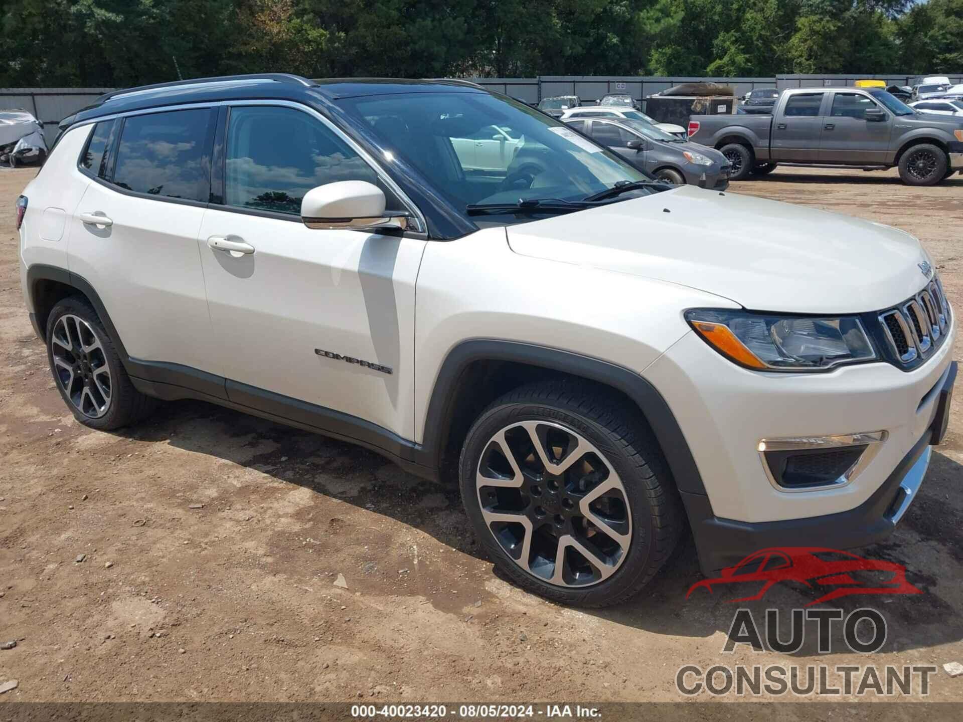 JEEP COMPASS 2018 - 3C4NJCCBXJT181503