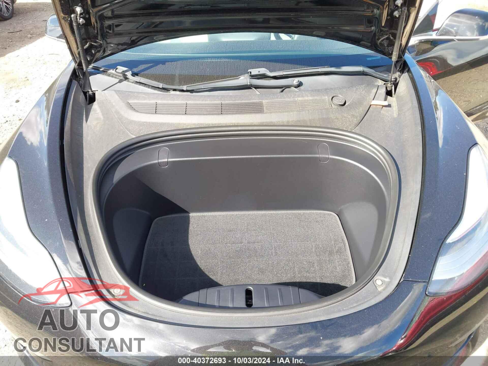 TESLA MODEL 3 2018 - 5YJ3E1EB4JF170007