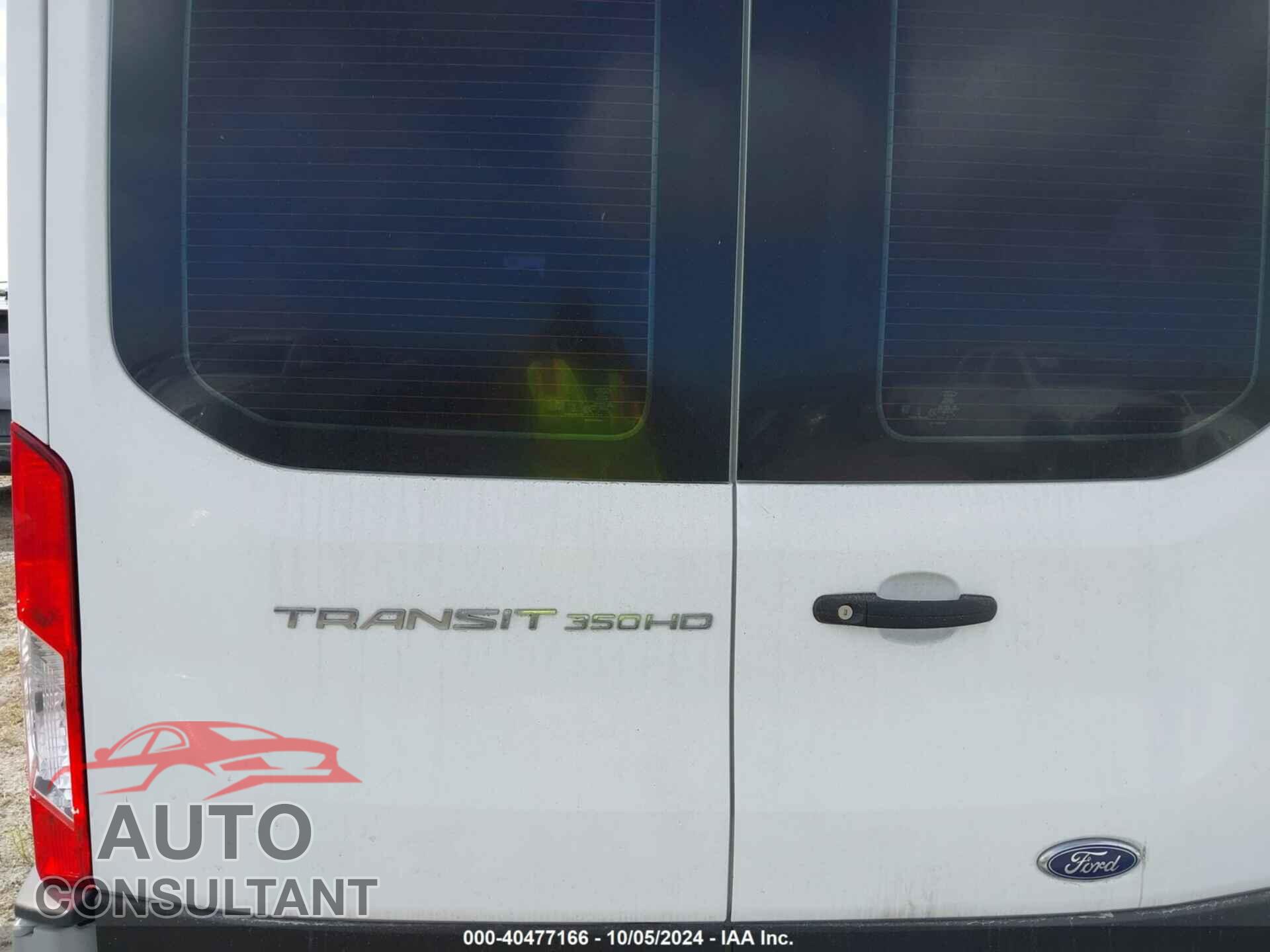 FORD TRANSIT 2023 - 1FBVU4X88PKA31982