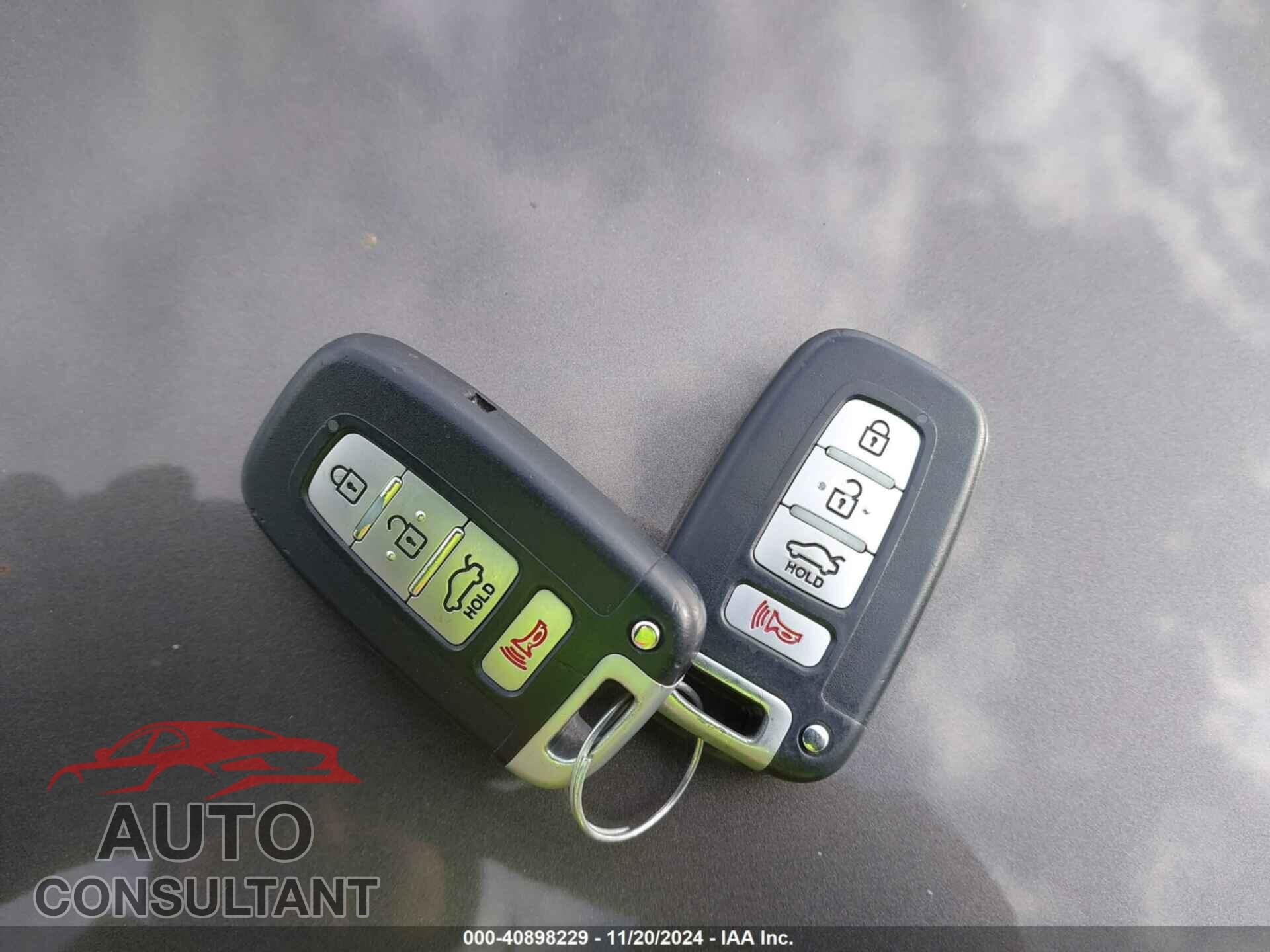 KIA OPTIMA 2011 - KNAGN4A75B5100603