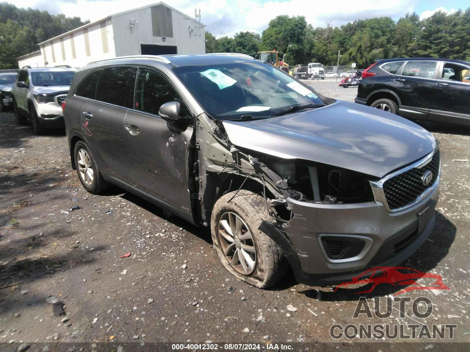 KIA SORENTO 2017 - 5XYPGDA38HG323115