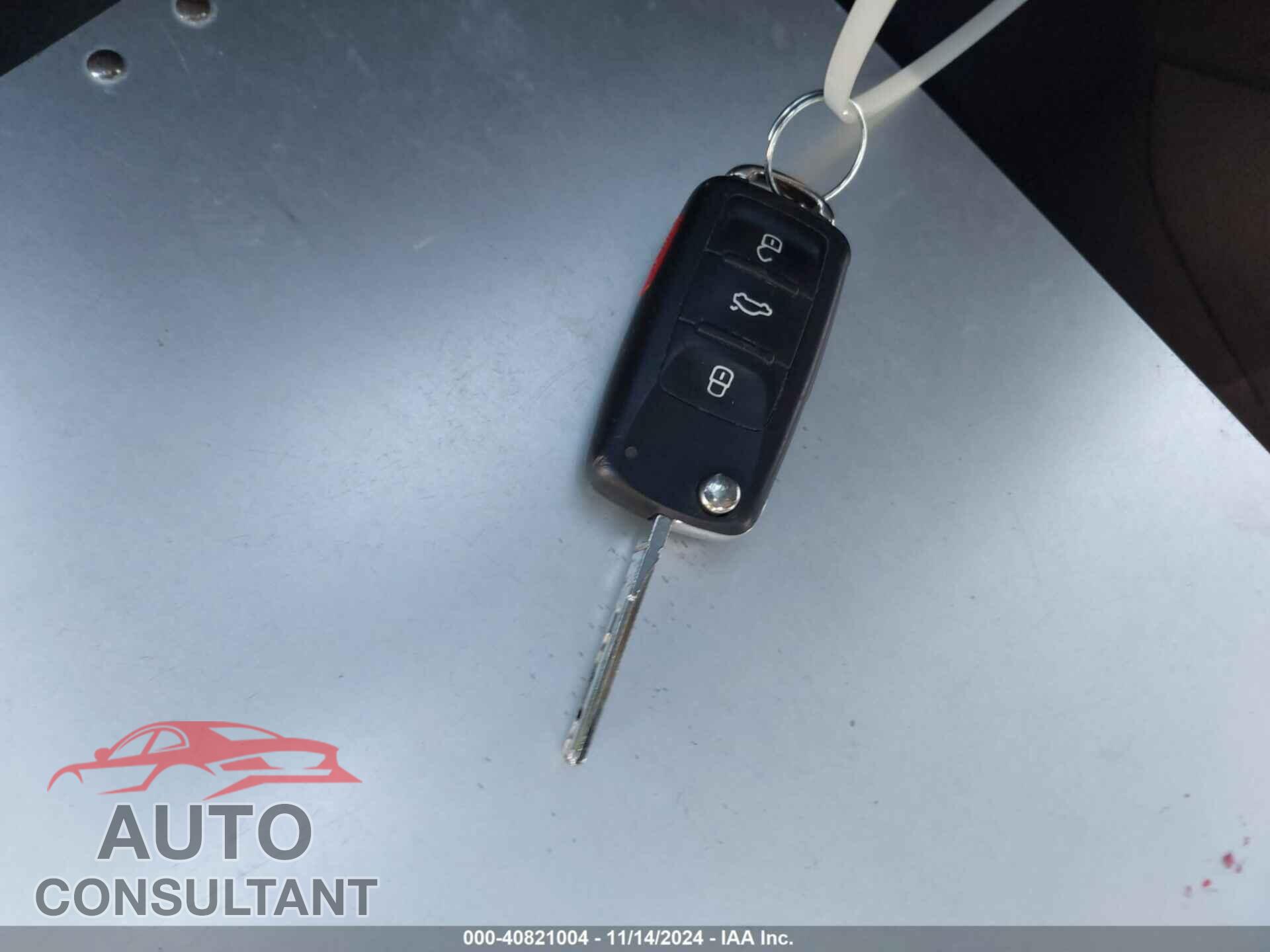 VOLKSWAGEN JETTA 2017 - 3VW2B7AJ9HM251978