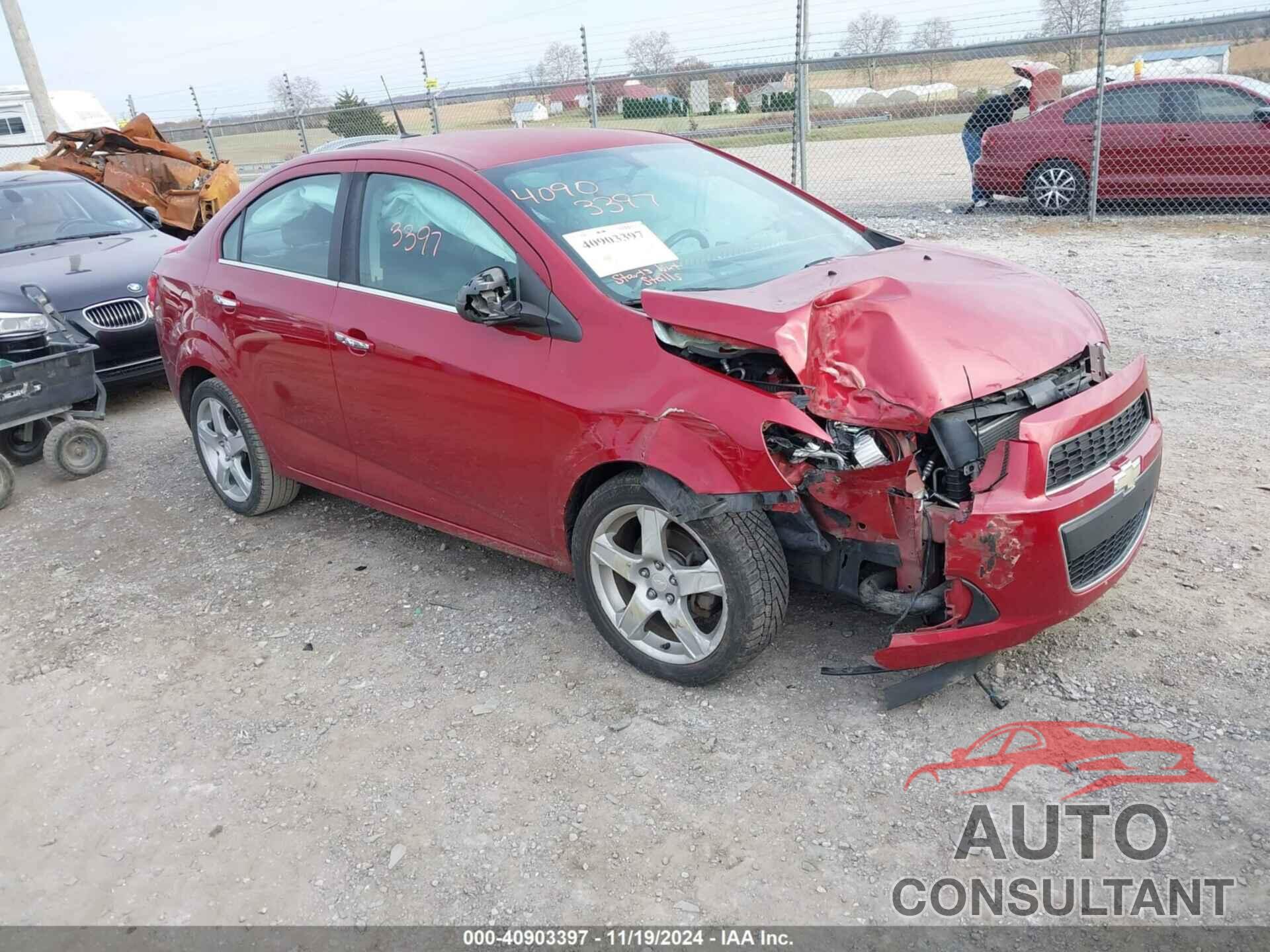 CHEVROLET SONIC 2014 - 1G1JE5SB8E4177907