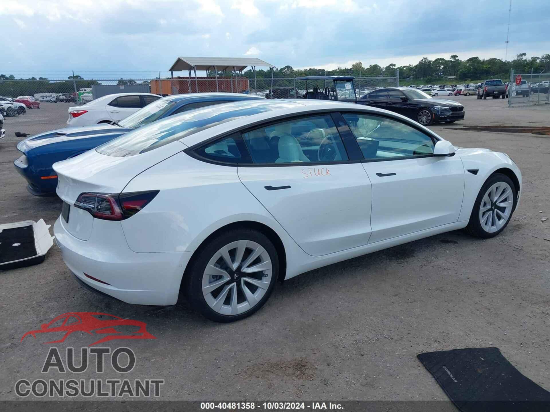 TESLA MODEL 3 2022 - 5YJ3E1EA4NF327225