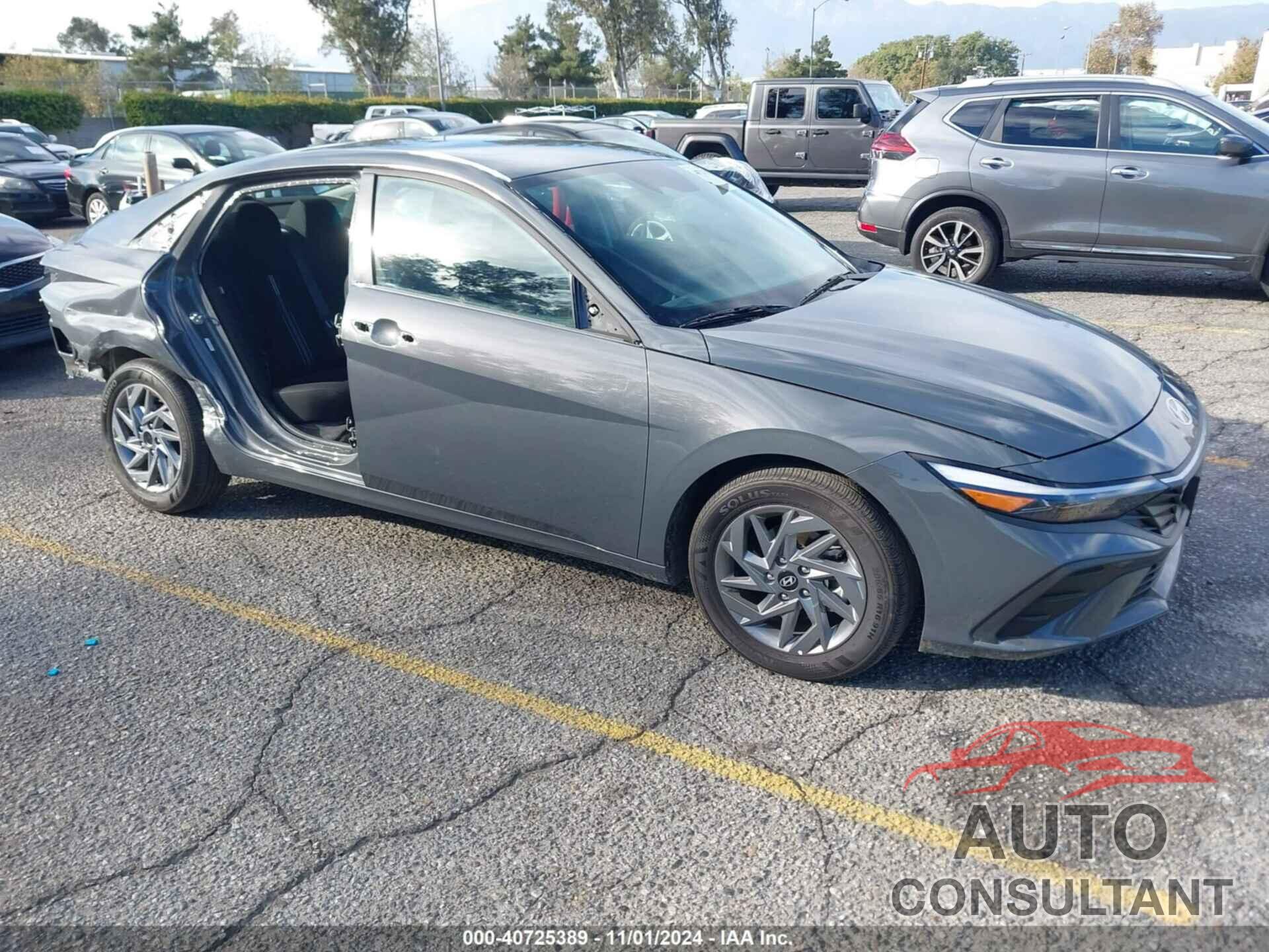 HYUNDAI ELANTRA 2024 - KMHLM4DG0RU762228