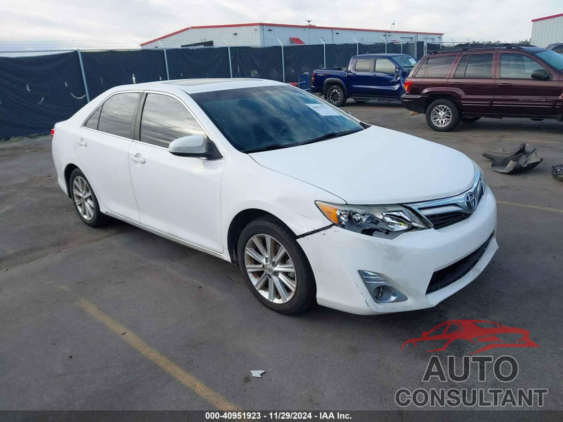 TOYOTA CAMRY 2013 - 4T4BF1FK5DR288071