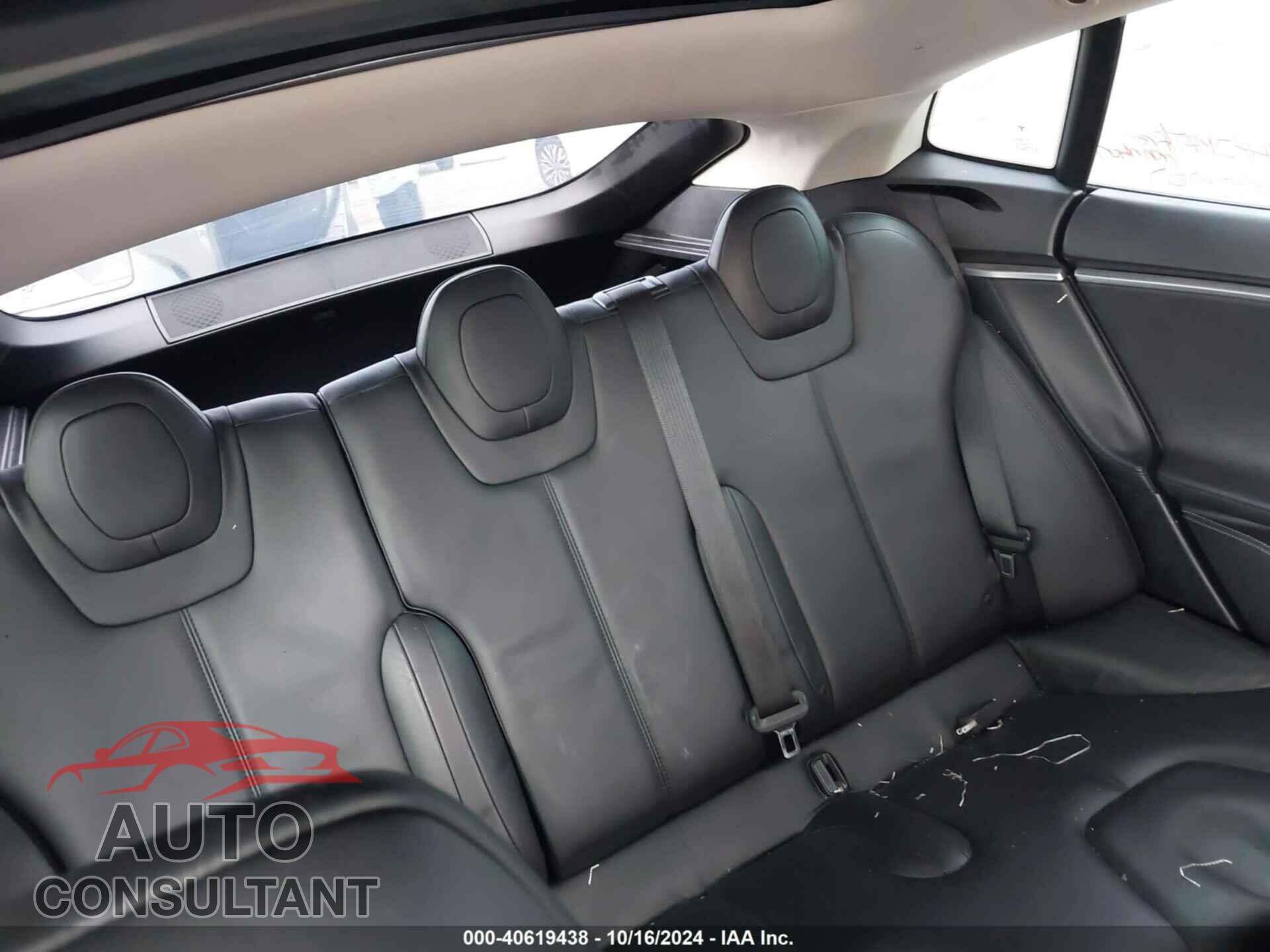 TESLA MODEL S 2014 - 5YJSA1S18EFP33102