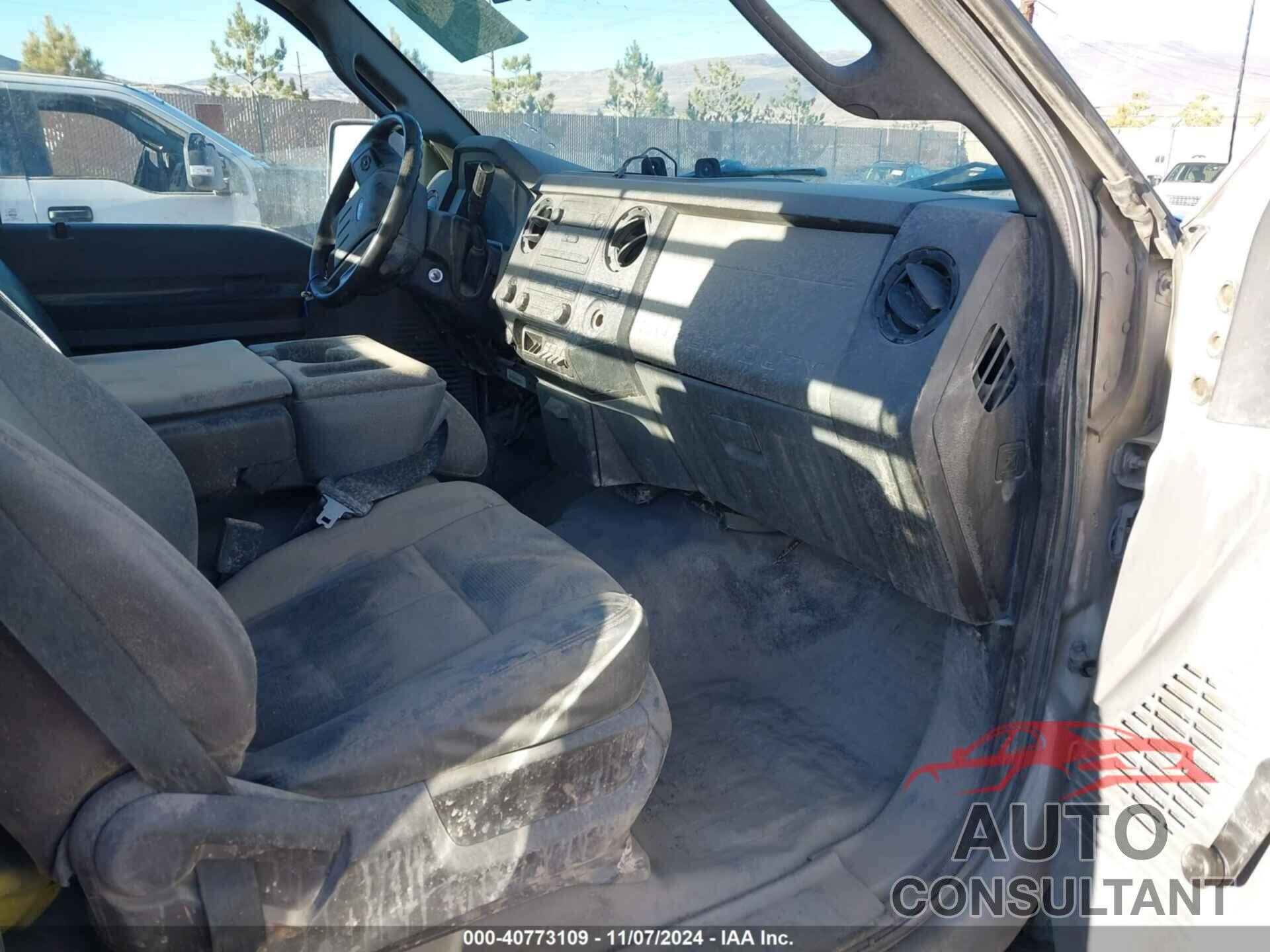 FORD F-350 CHASSIS 2016 - 1FDWF3HT4GEC87313