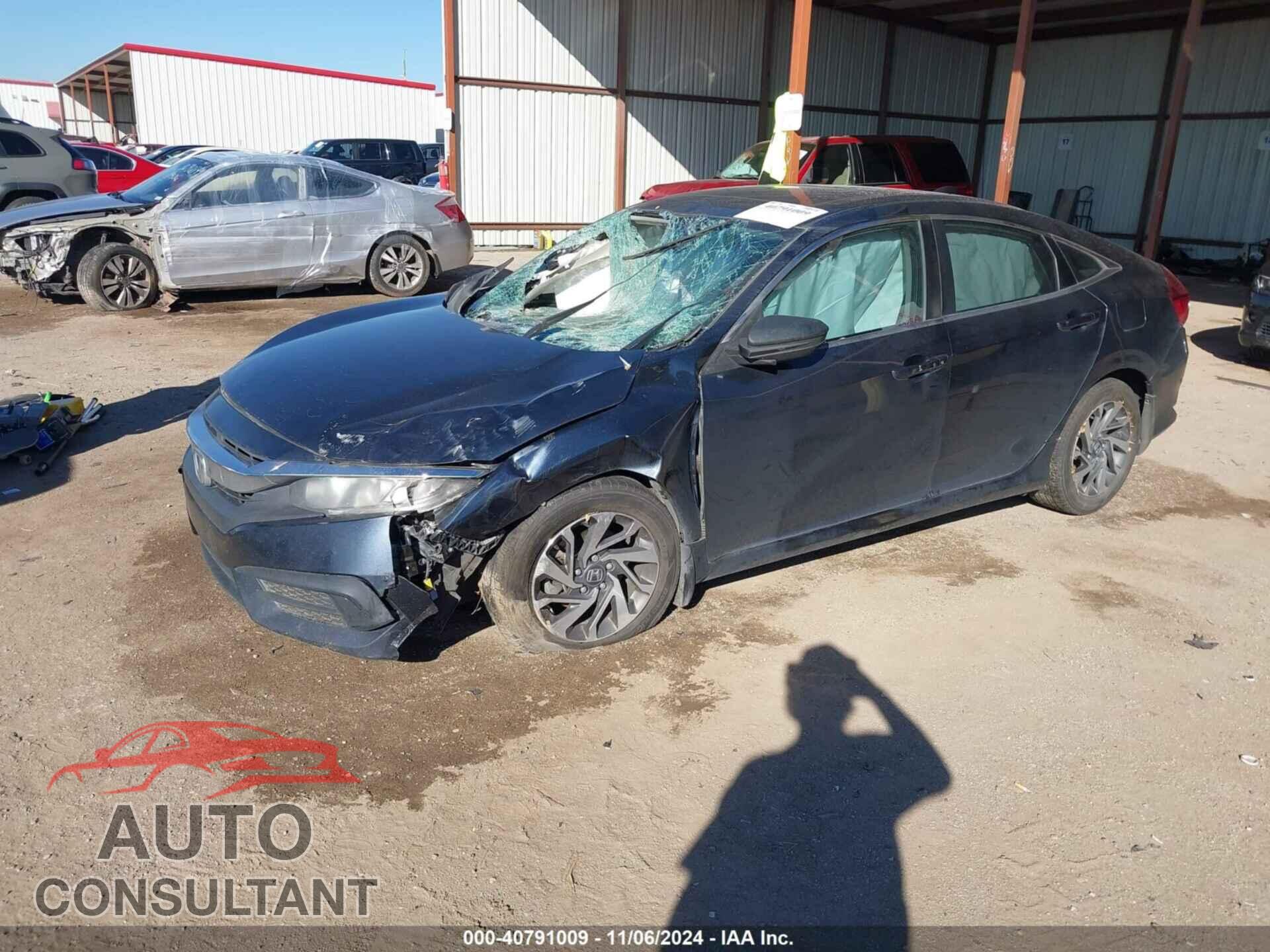 HONDA CIVIC 2017 - 19XFC2F77HE030326