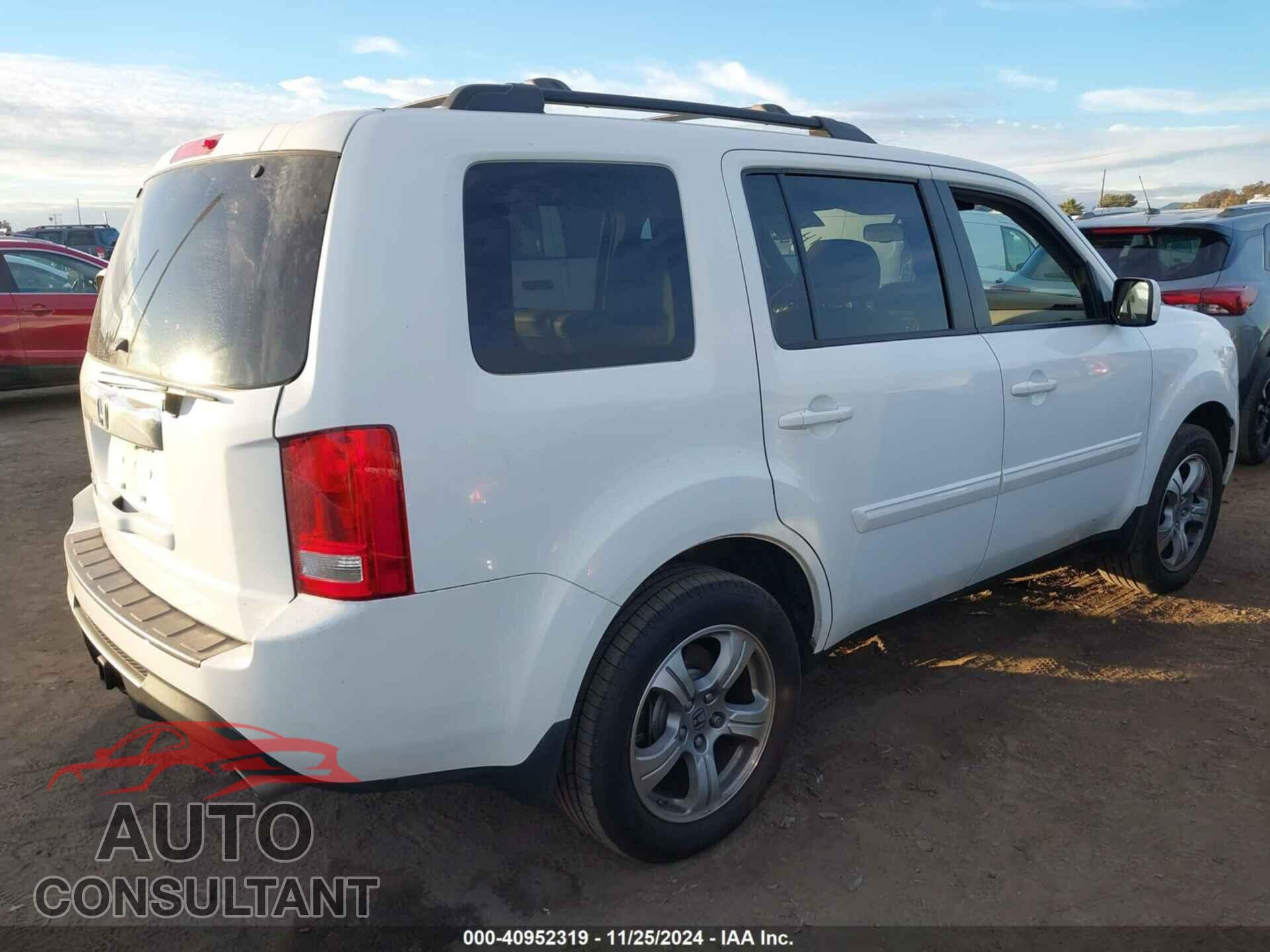 HONDA PILOT 2013 - 5FNYF3H59DB028535