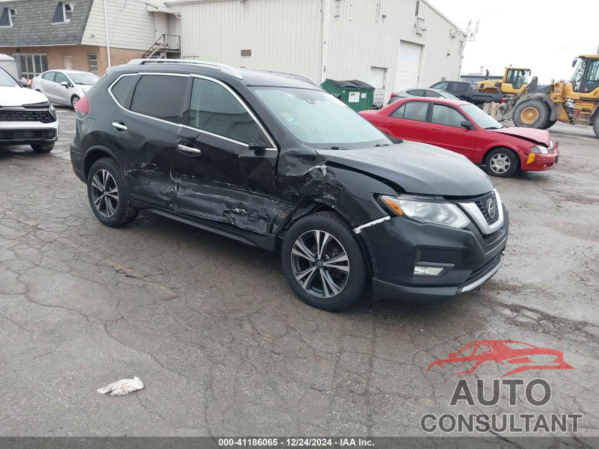 NISSAN ROGUE 2018 - 5N1AT2MT3JC781152