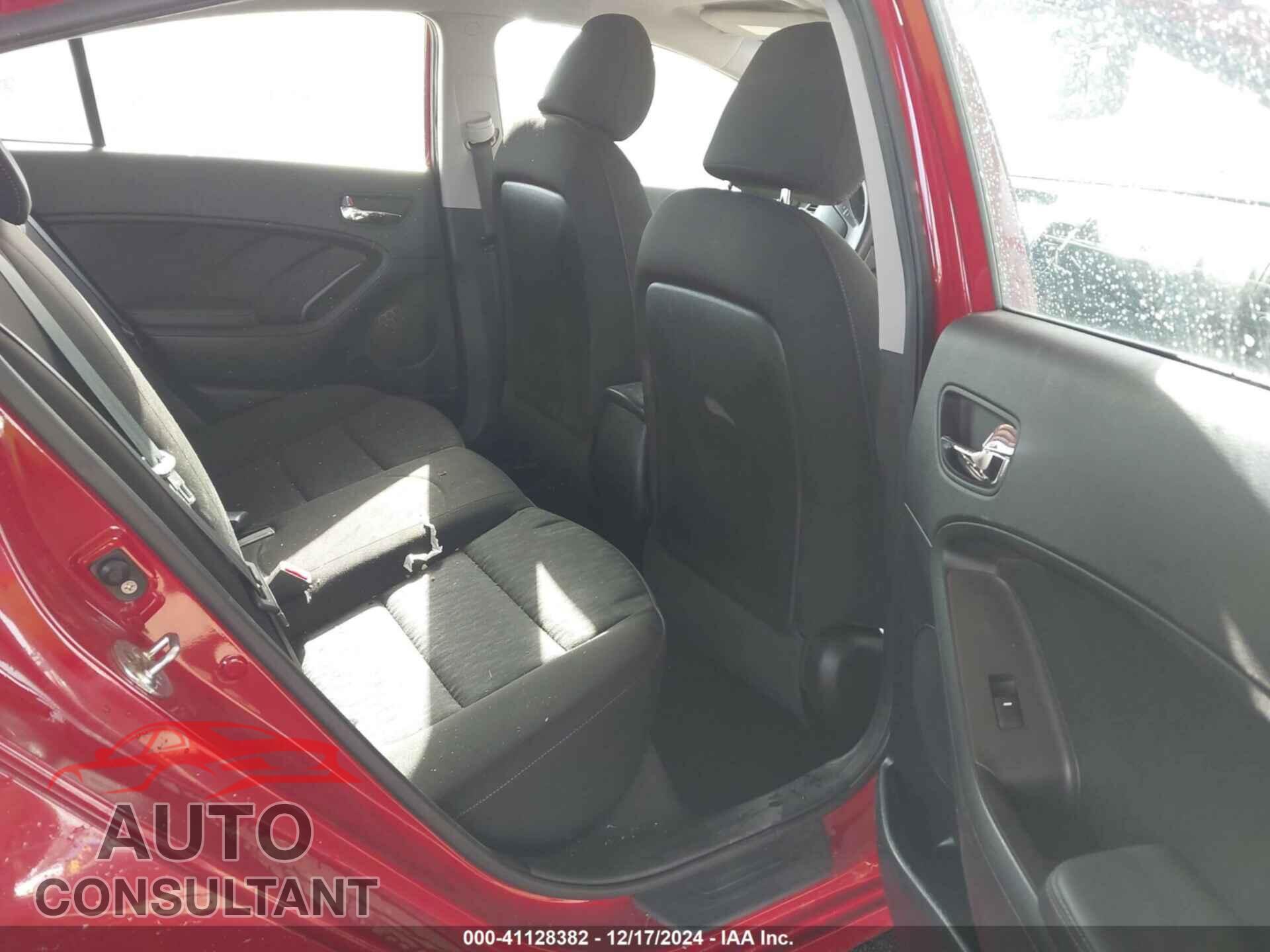 KIA FORTE 2016 - KNAFK4A62G5599301