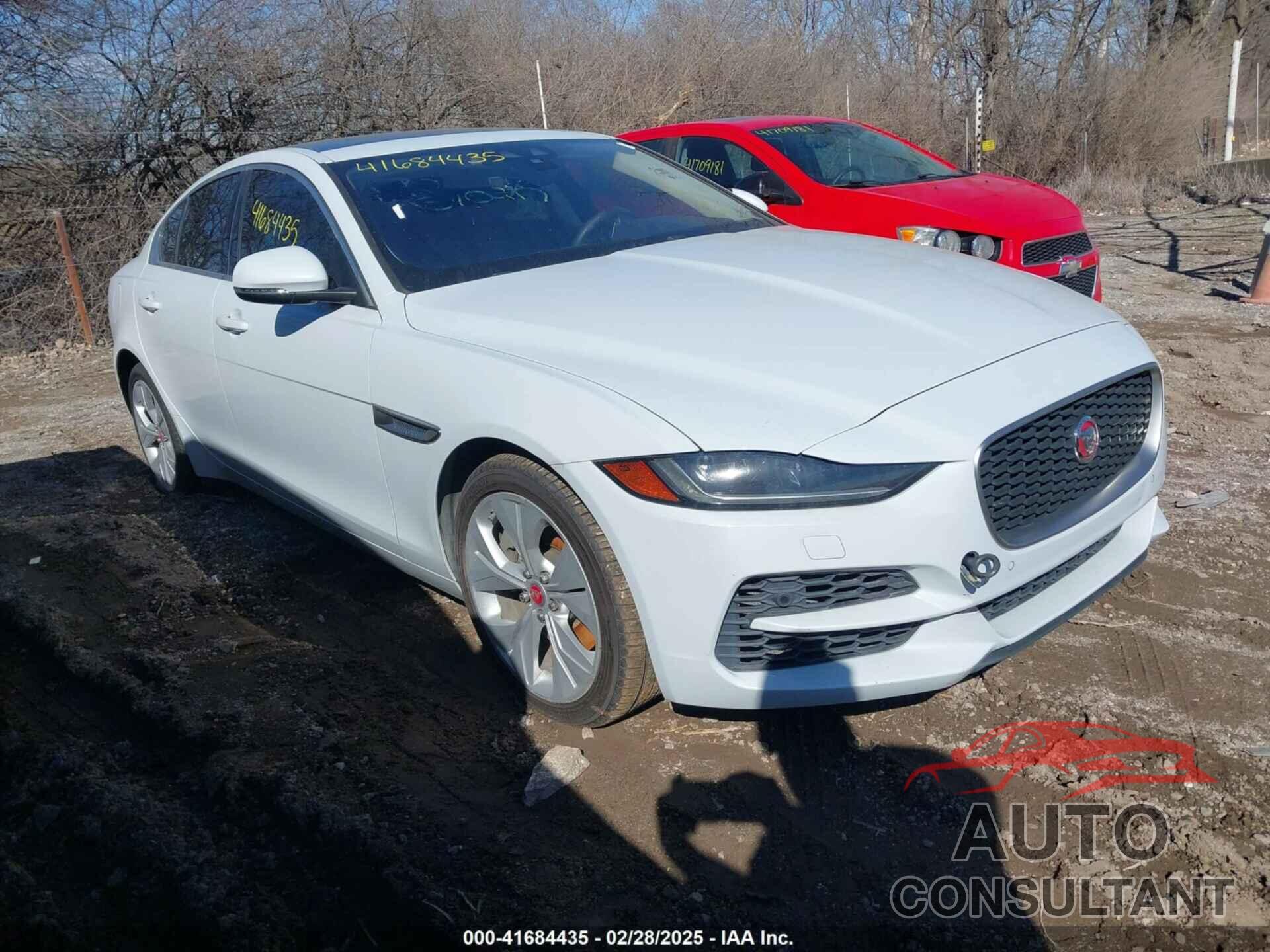 JAGUAR XE 2020 - SAJAJ4FX8LCP55544