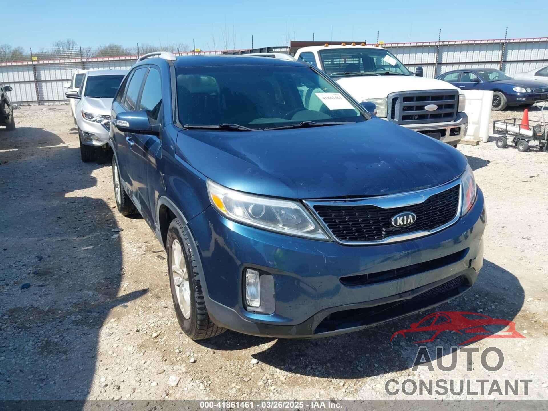 KIA SORENTO 2015 - 5XYKTCA65FG611522