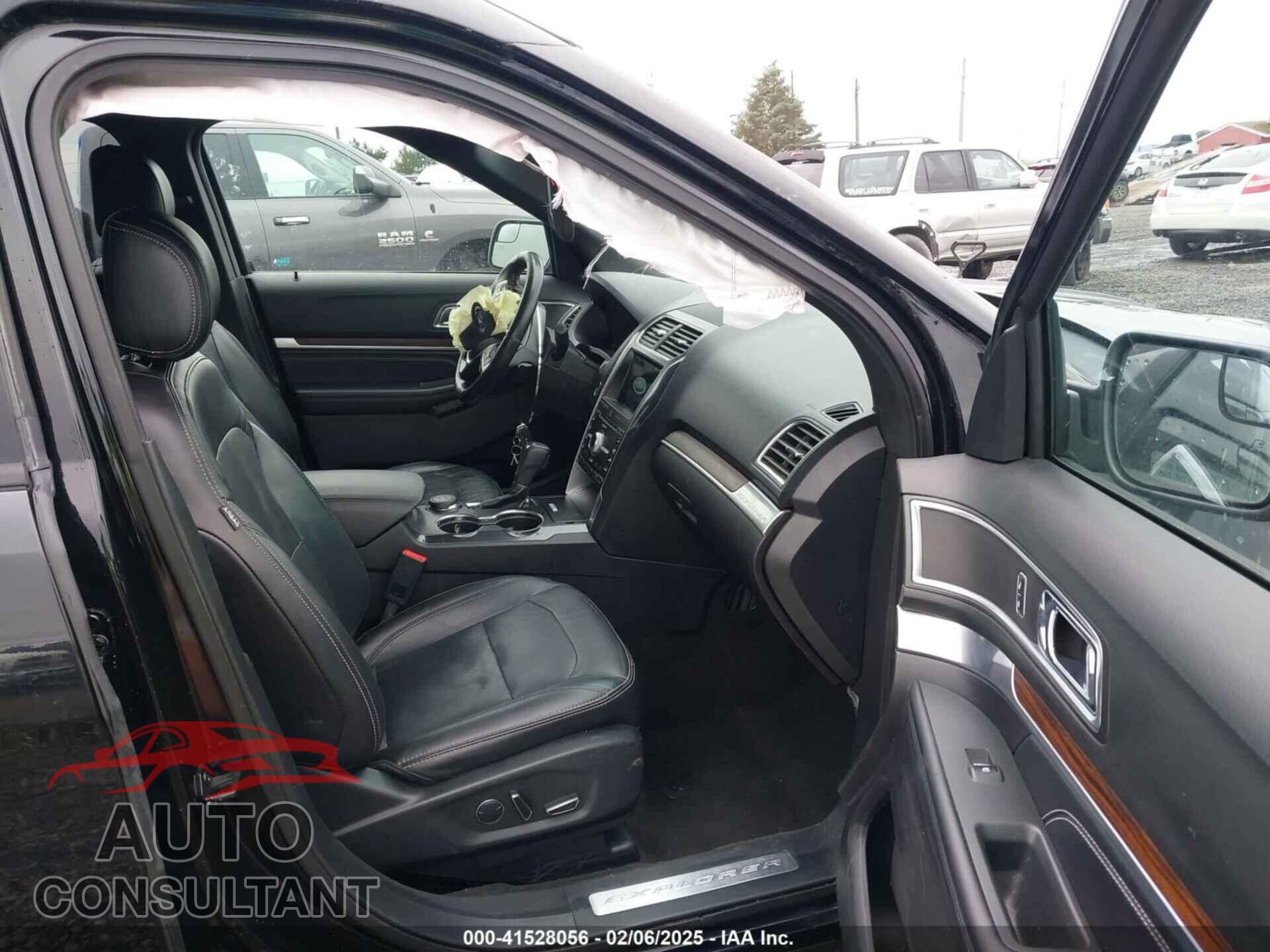 FORD EXPLORER 2017 - 1FM5K8F82HGC06723