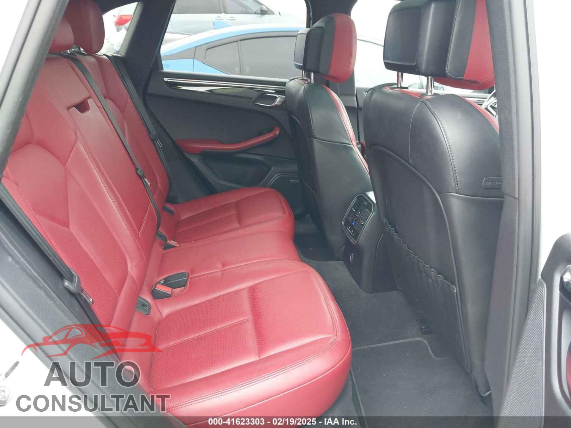 PORSCHE MACAN 2017 - WP1AB2A57HLB15689