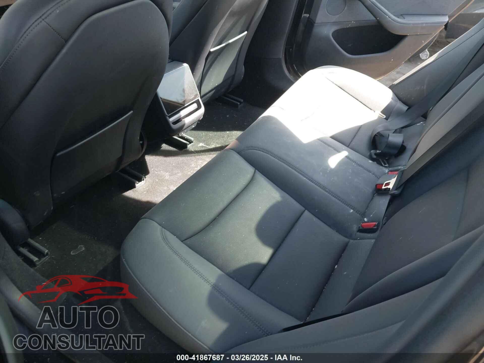 TESLA MODEL 3 2024 - 5YJ3E1EA2RF728200