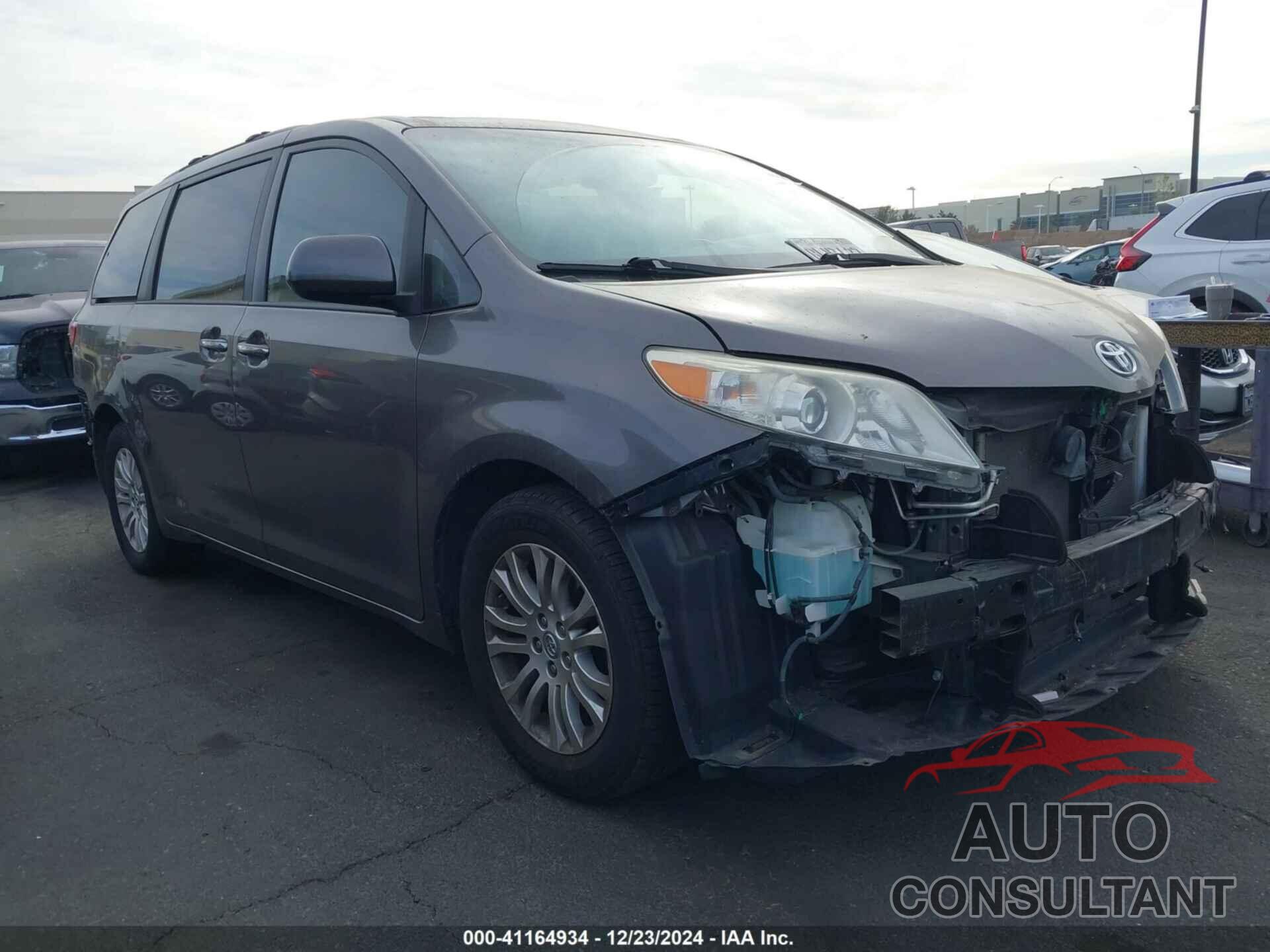 TOYOTA SIENNA 2017 - 5TDYZ3DC2HS843429