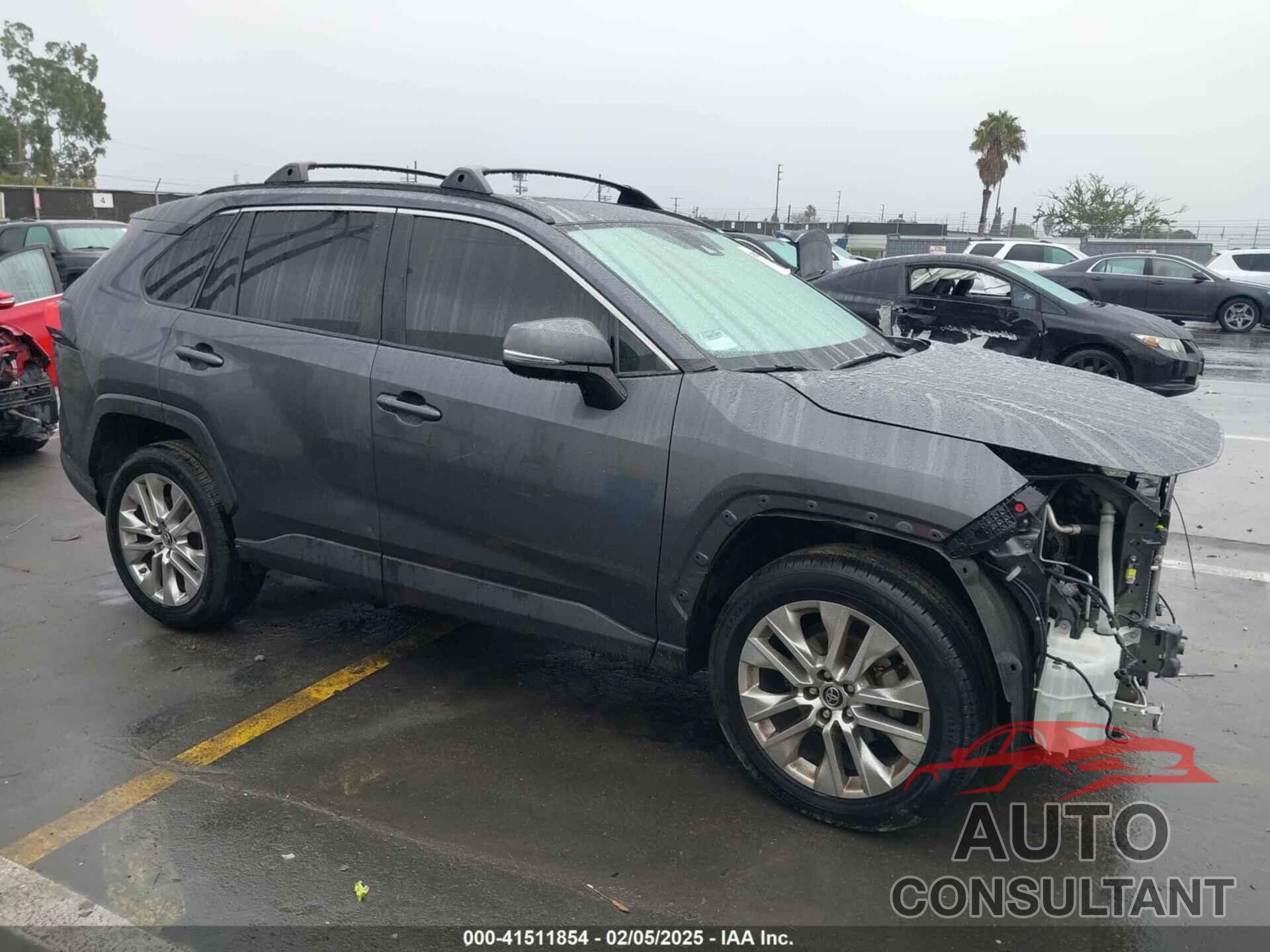 TOYOTA RAV4 2019 - JTMC1RFV1KD026197