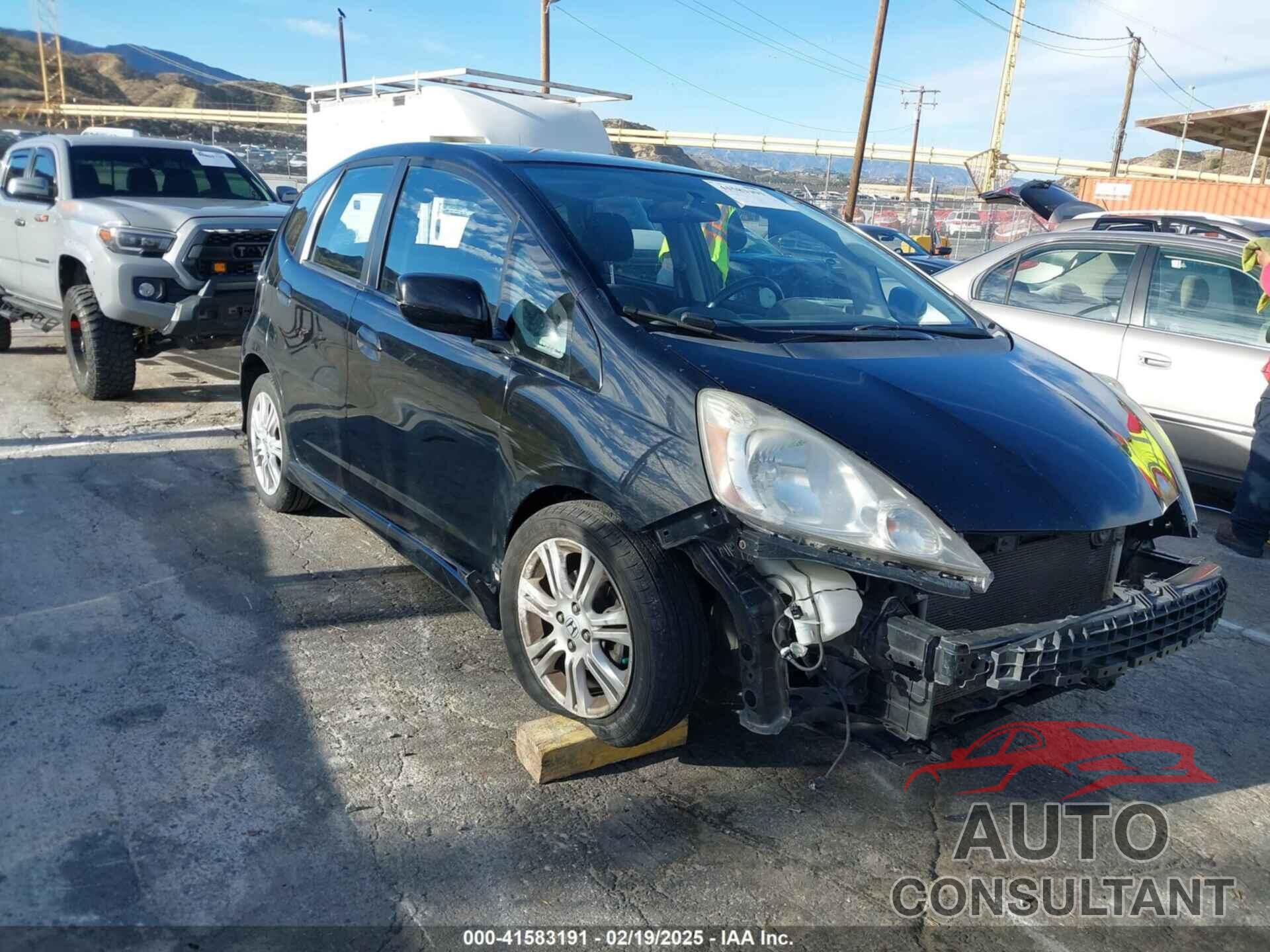HONDA FIT 2009 - JHMGE88469S059401