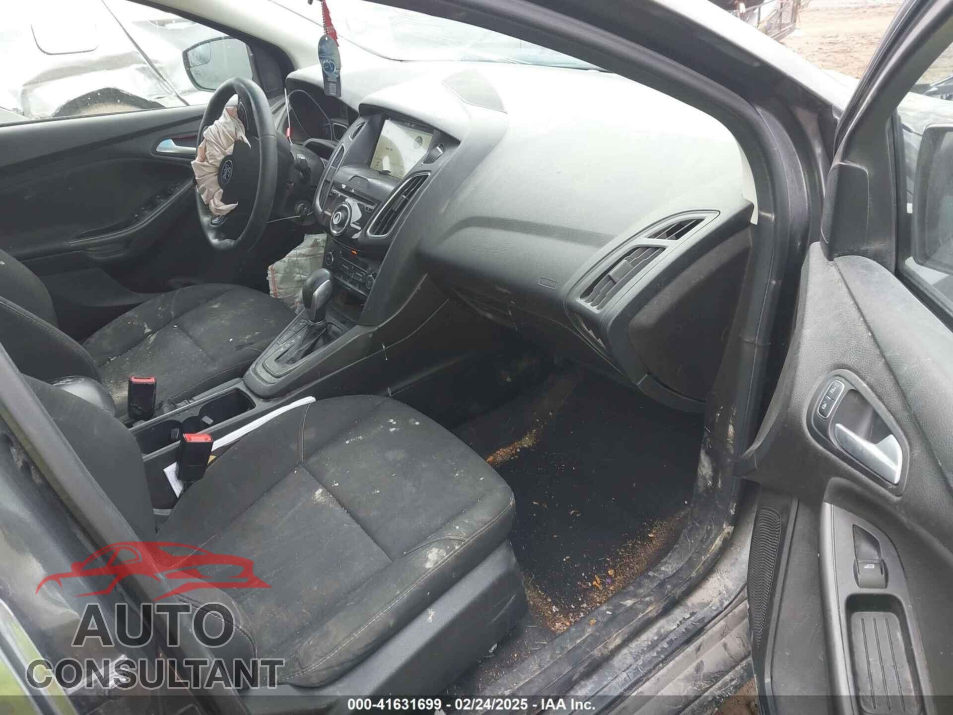 FORD FOCUS 2017 - 1FADP3H27HL221776