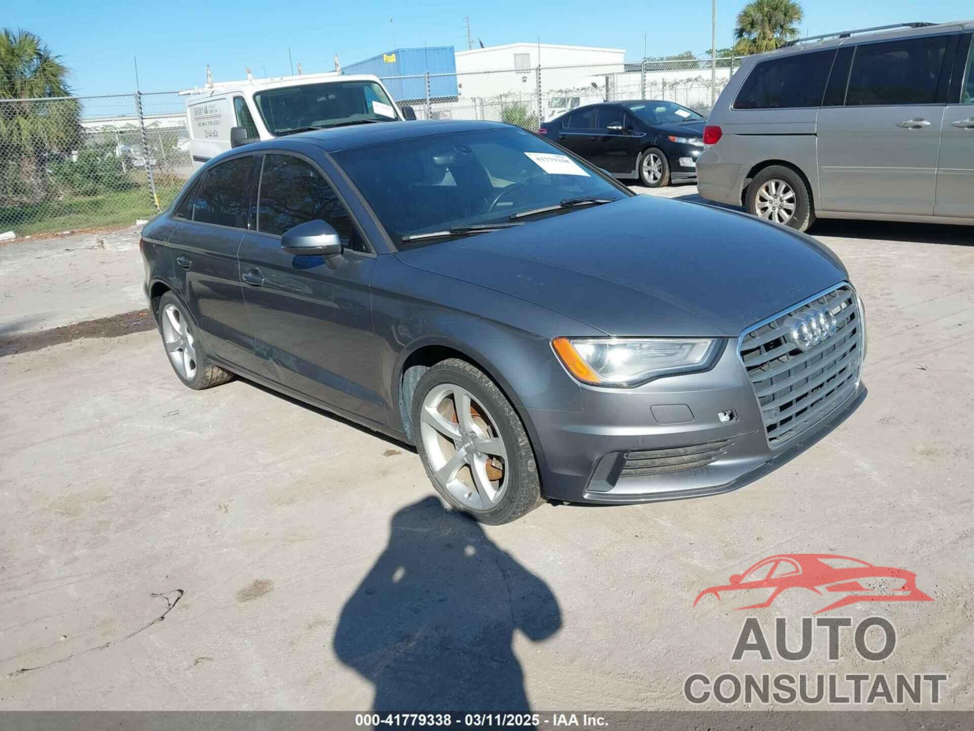 AUDI A3 2016 - WAUA7GFF5G1005622