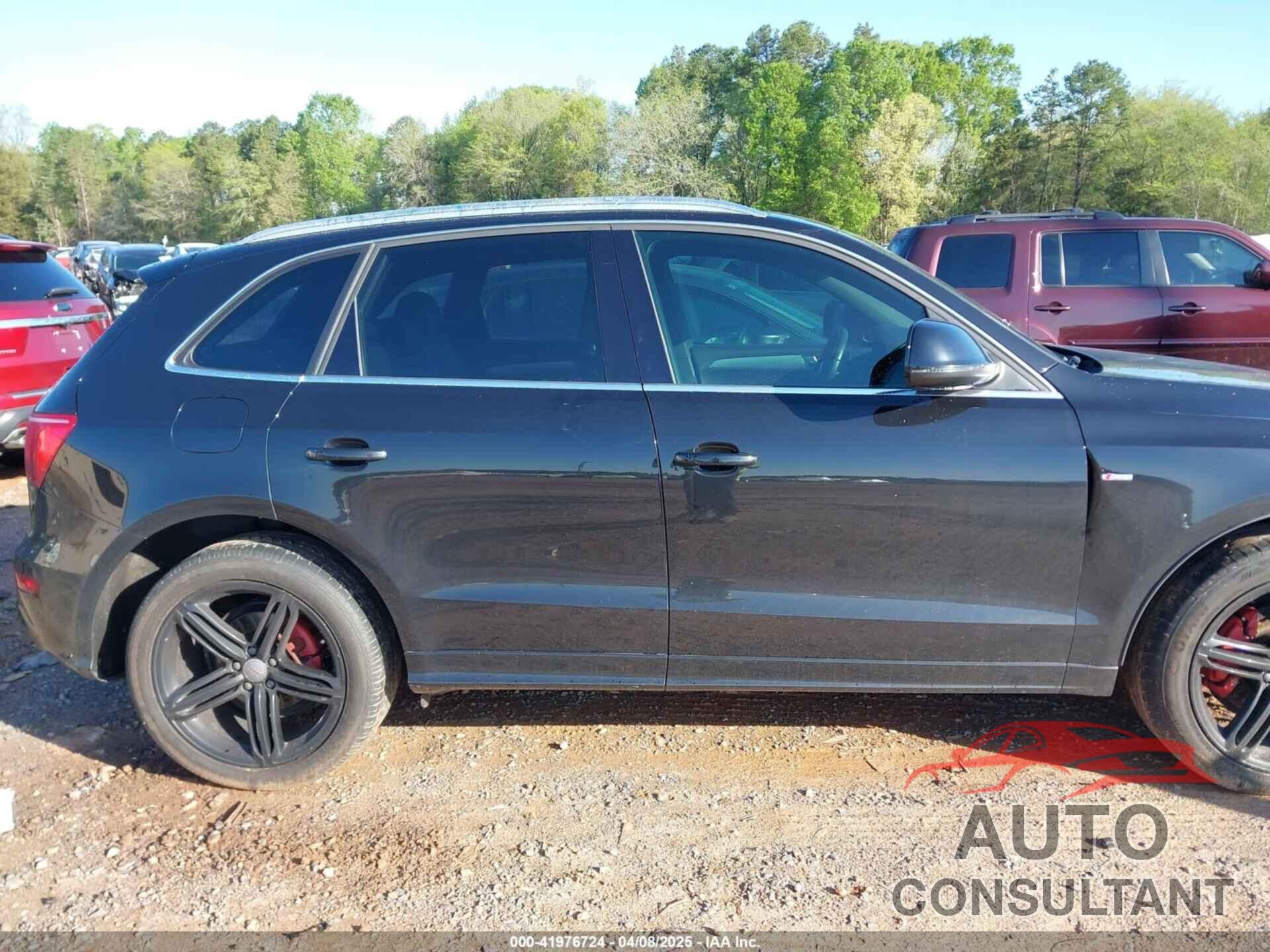 AUDI Q5 2012 - WA1DKAFP2CA009491