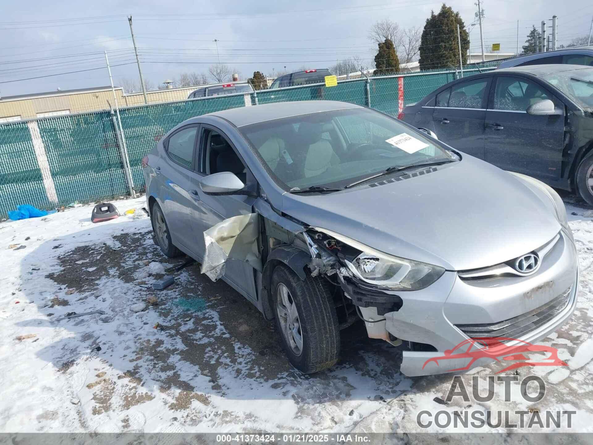 HYUNDAI ELANTRA 2015 - 5NPDH4AE8FH639668