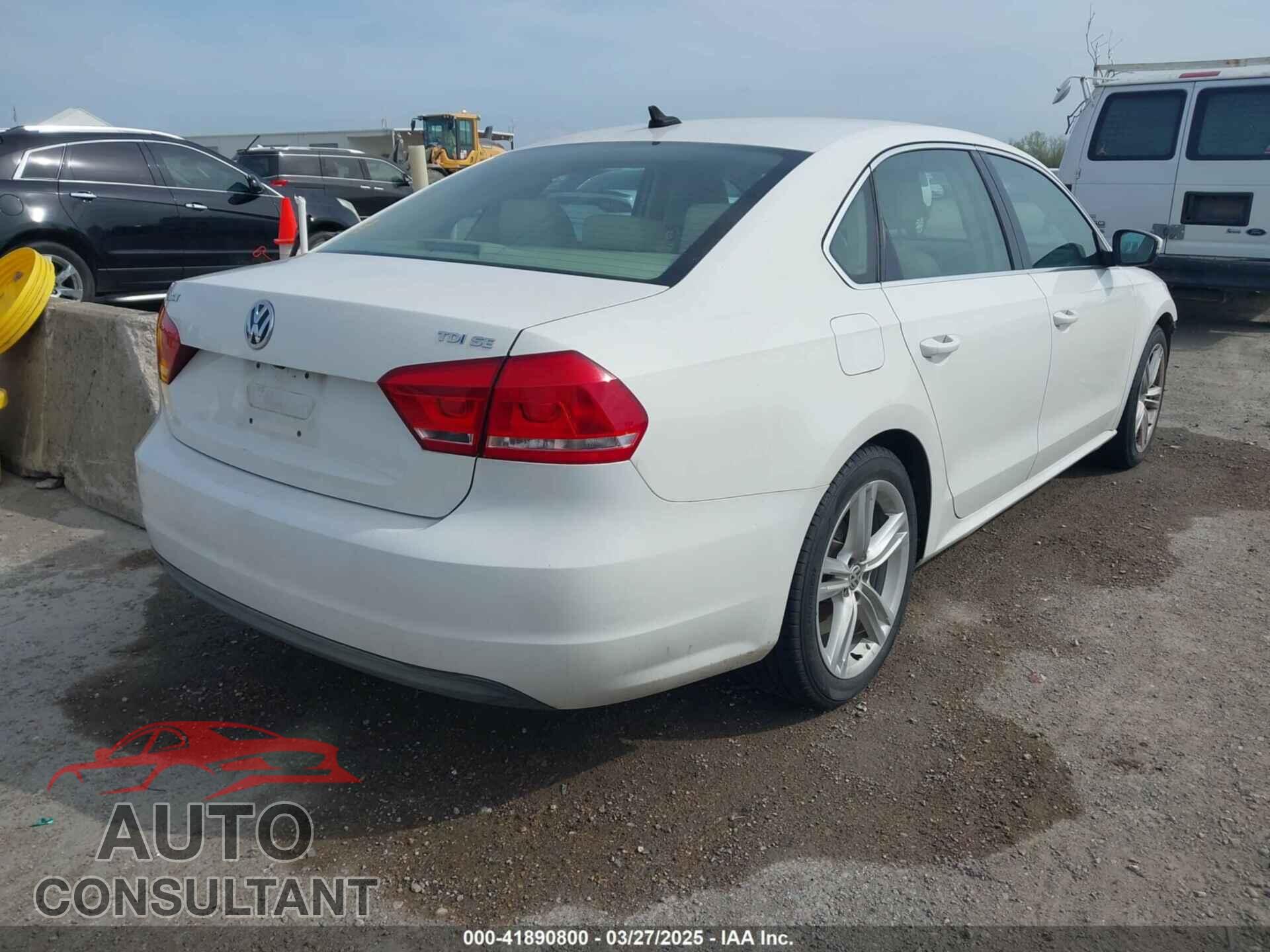 VOLKSWAGEN PASSAT 2014 - 1VWBN7A32EC003724