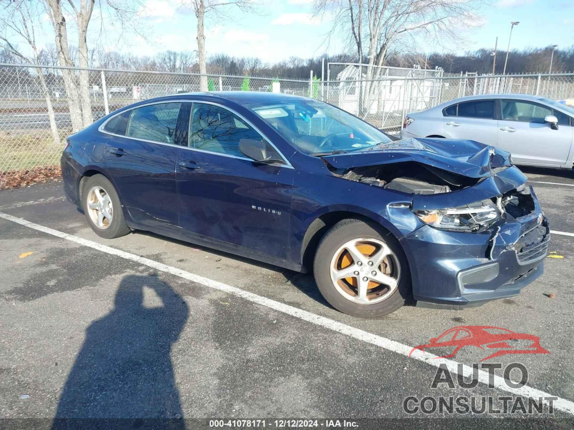 CHEVROLET MALIBU 2017 - 1G1ZB5ST1HF223543