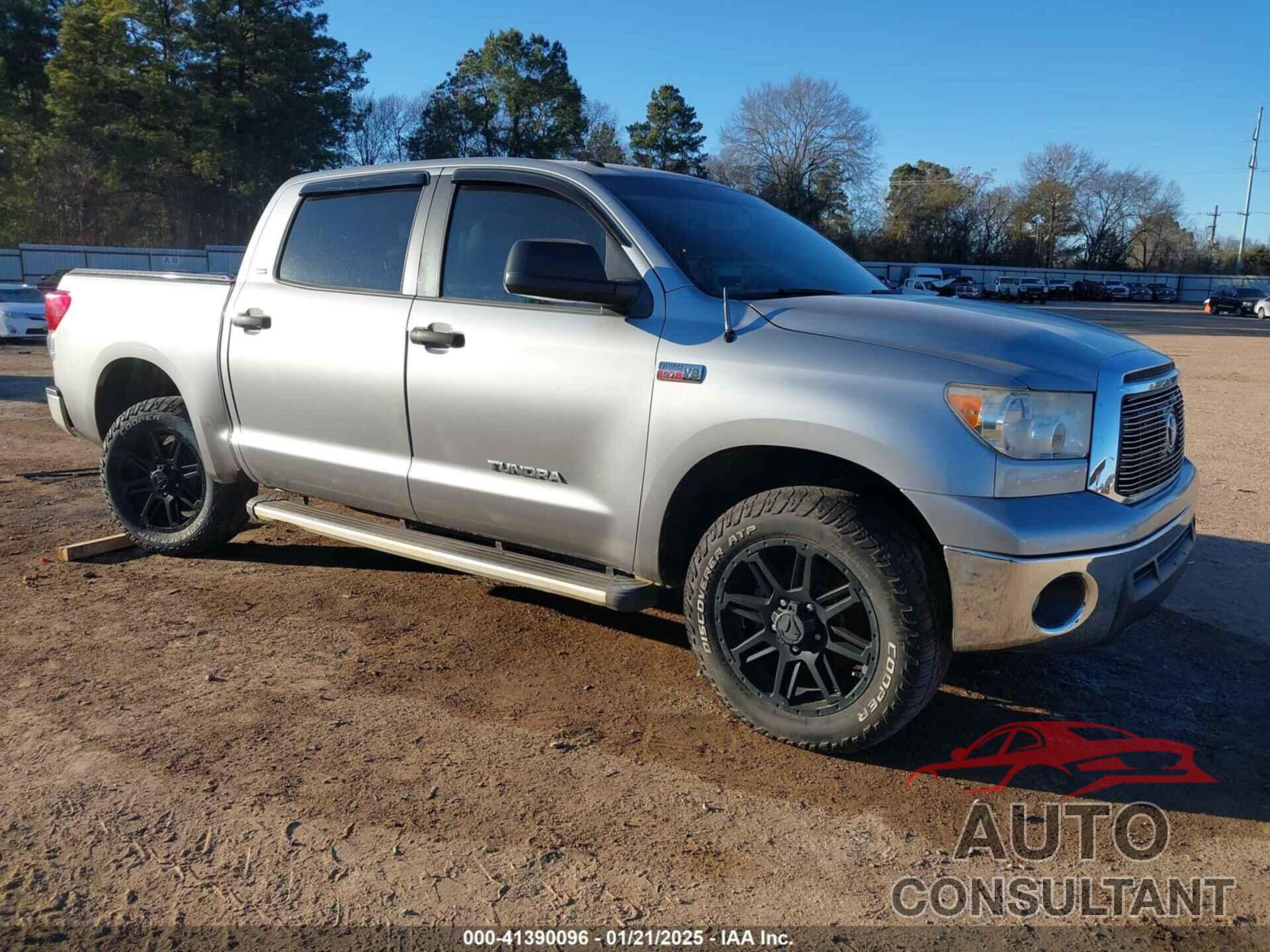 TOYOTA TUNDRA 2011 - 5TFDW5F16BX177885