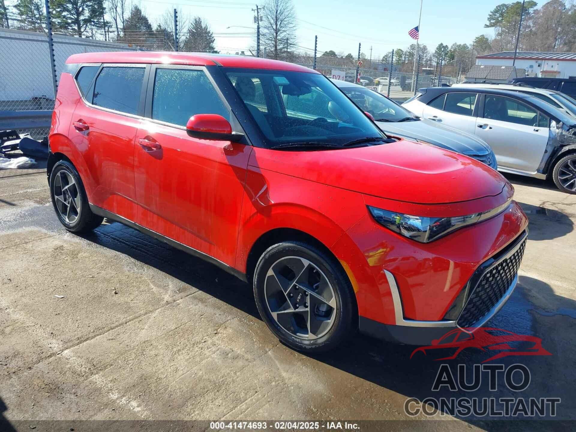 KIA SOUL 2023 - KNDJ33AU0P7208542
