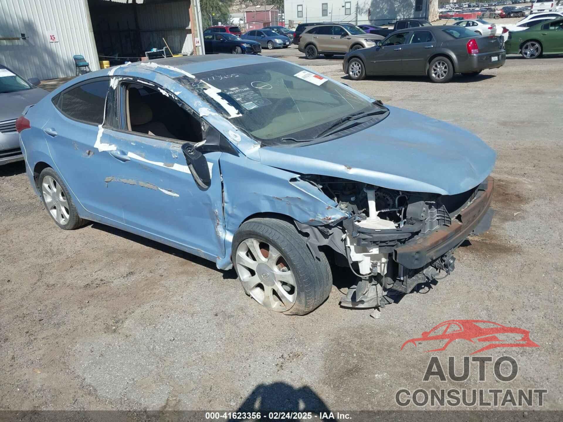 HYUNDAI ELANTRA 2013 - KMHDH4AE3DU671619