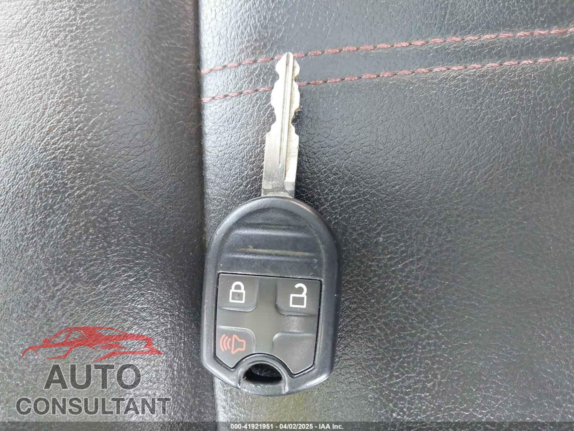 FORD EDGE 2011 - 2FMDK4JC7BBB52592