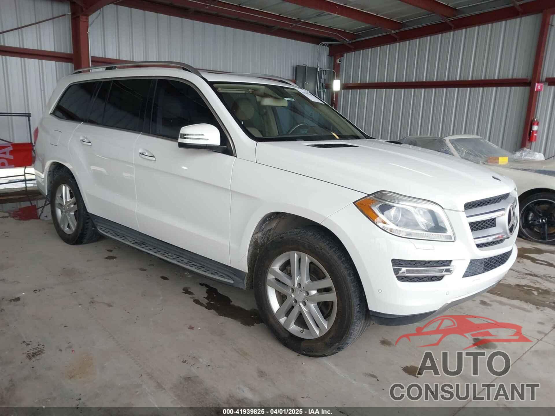 MERCEDES-BENZ GL 450 2015 - 4JGDF6EE3FA506105