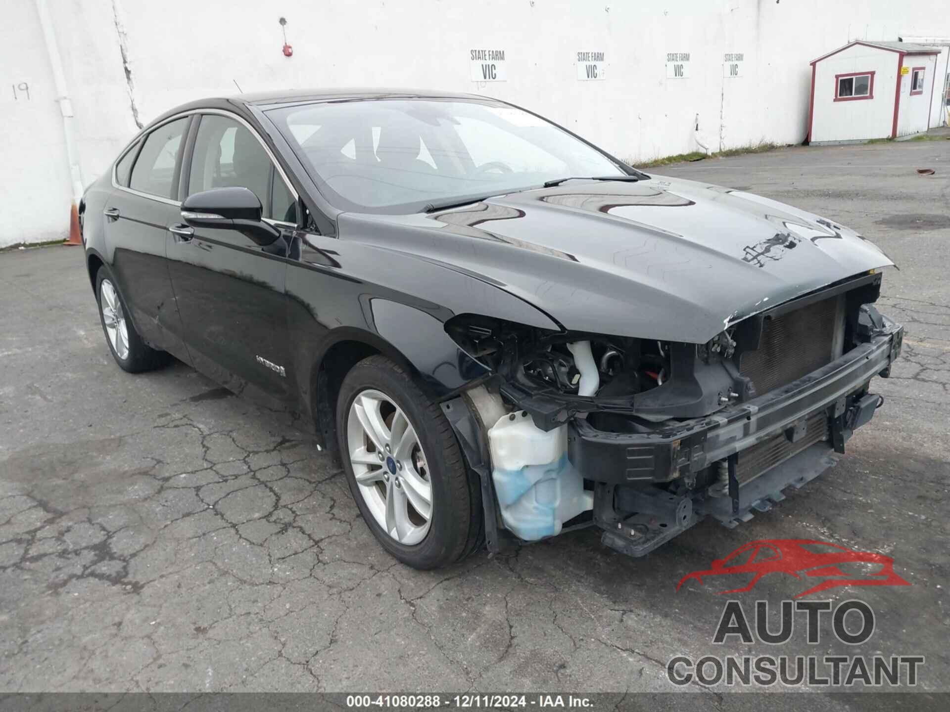 FORD FUSION HYBRID 2018 - 3FA6P0LU9JR140480