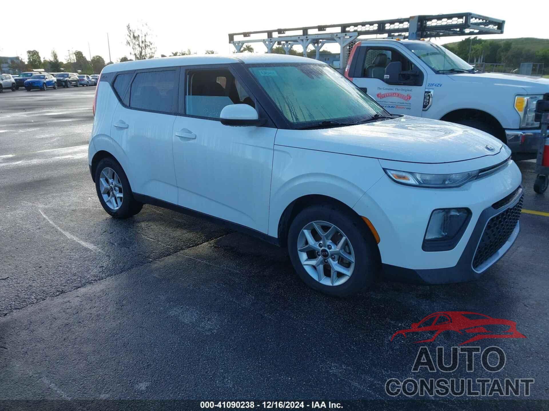 KIA SOUL 2021 - KNDJ23AU1M7769377