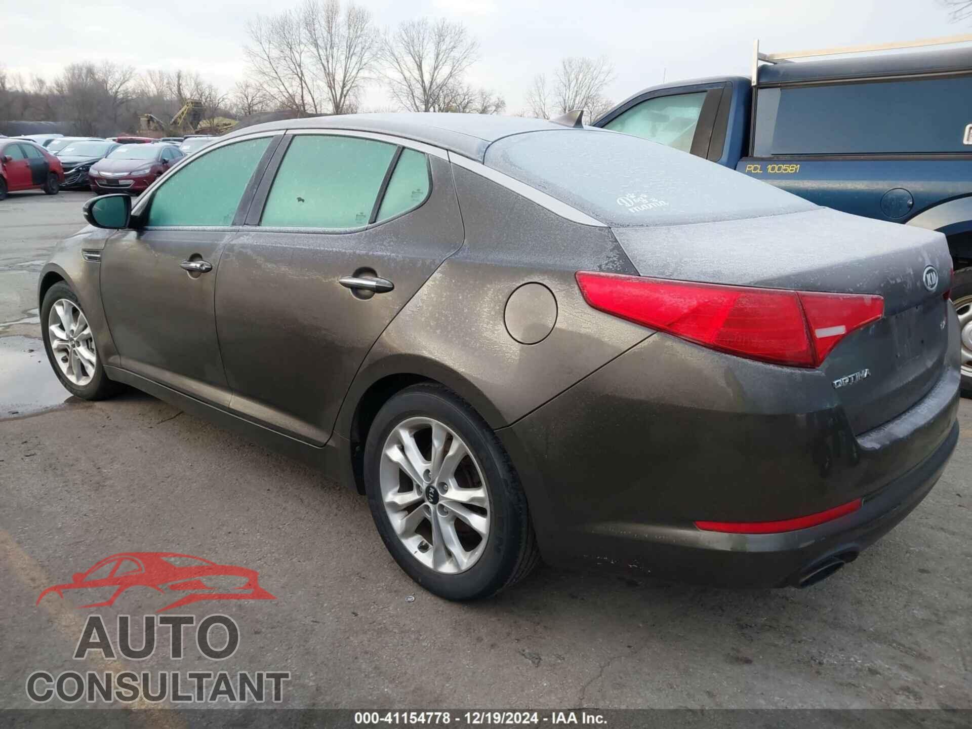 KIA OPTIMA 2011 - KNAGN4A61B5142175