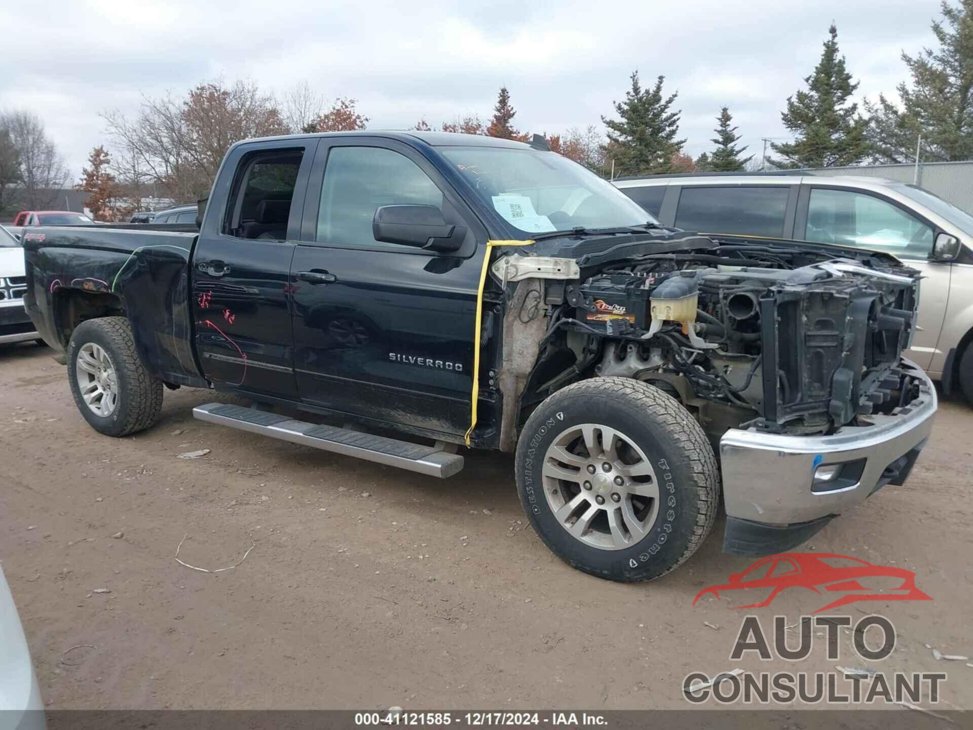 CHEVROLET SILVERADO 1500 2015 - 1GCVKREC4FZ350839