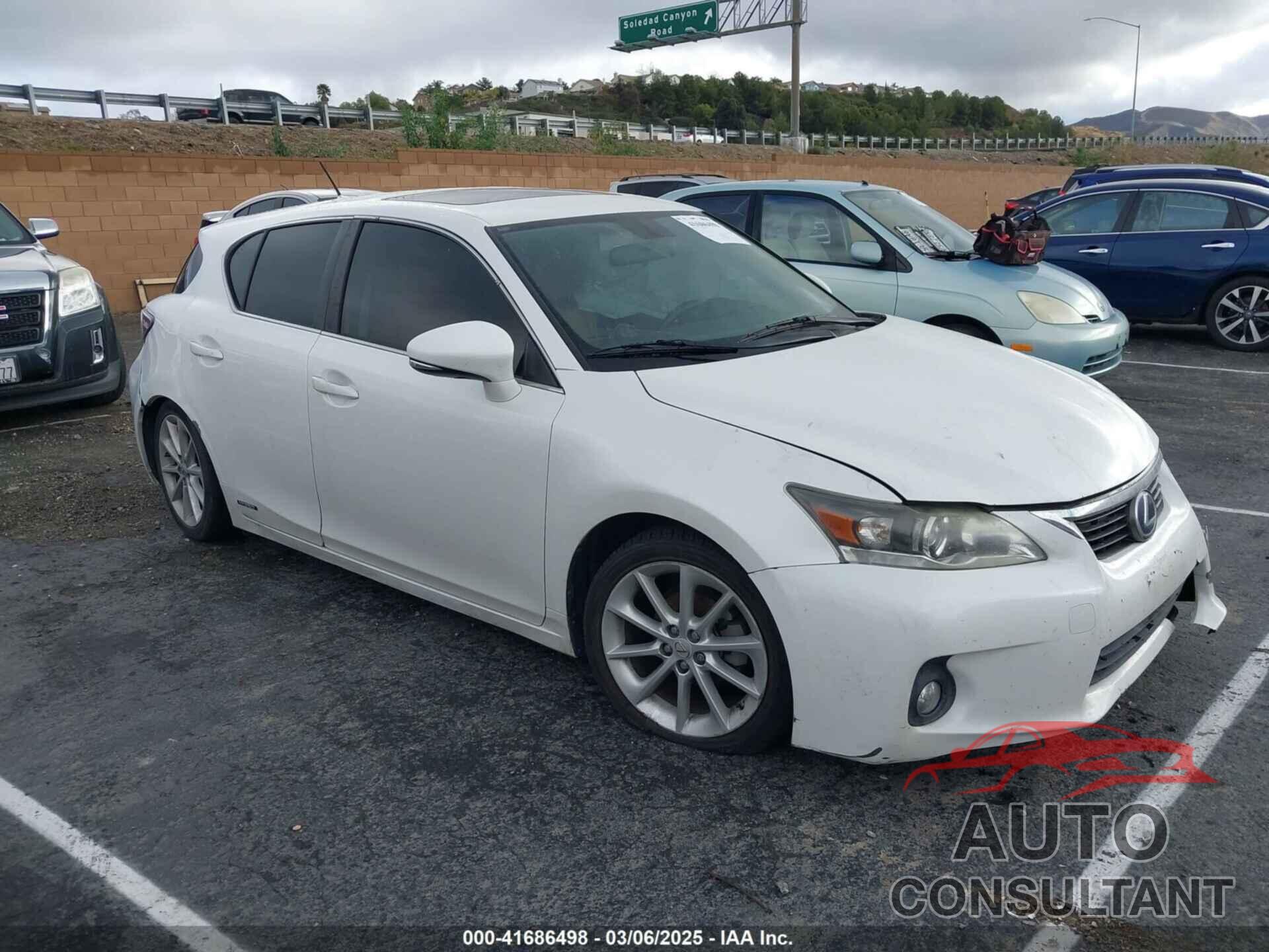 LEXUS CT 200H 2013 - JTHKD5BH3D2139948