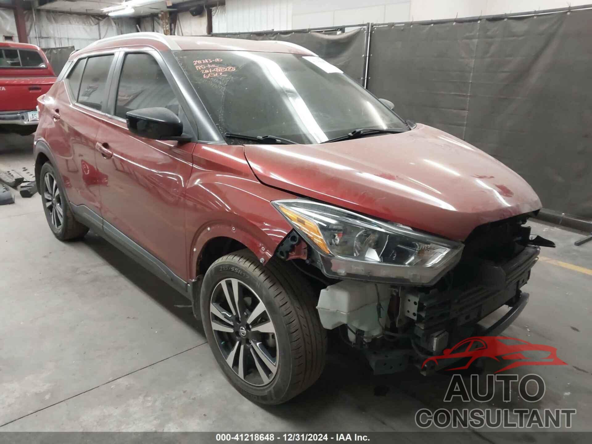 NISSAN KICKS 2018 - 3N1CP5CU0JL526012