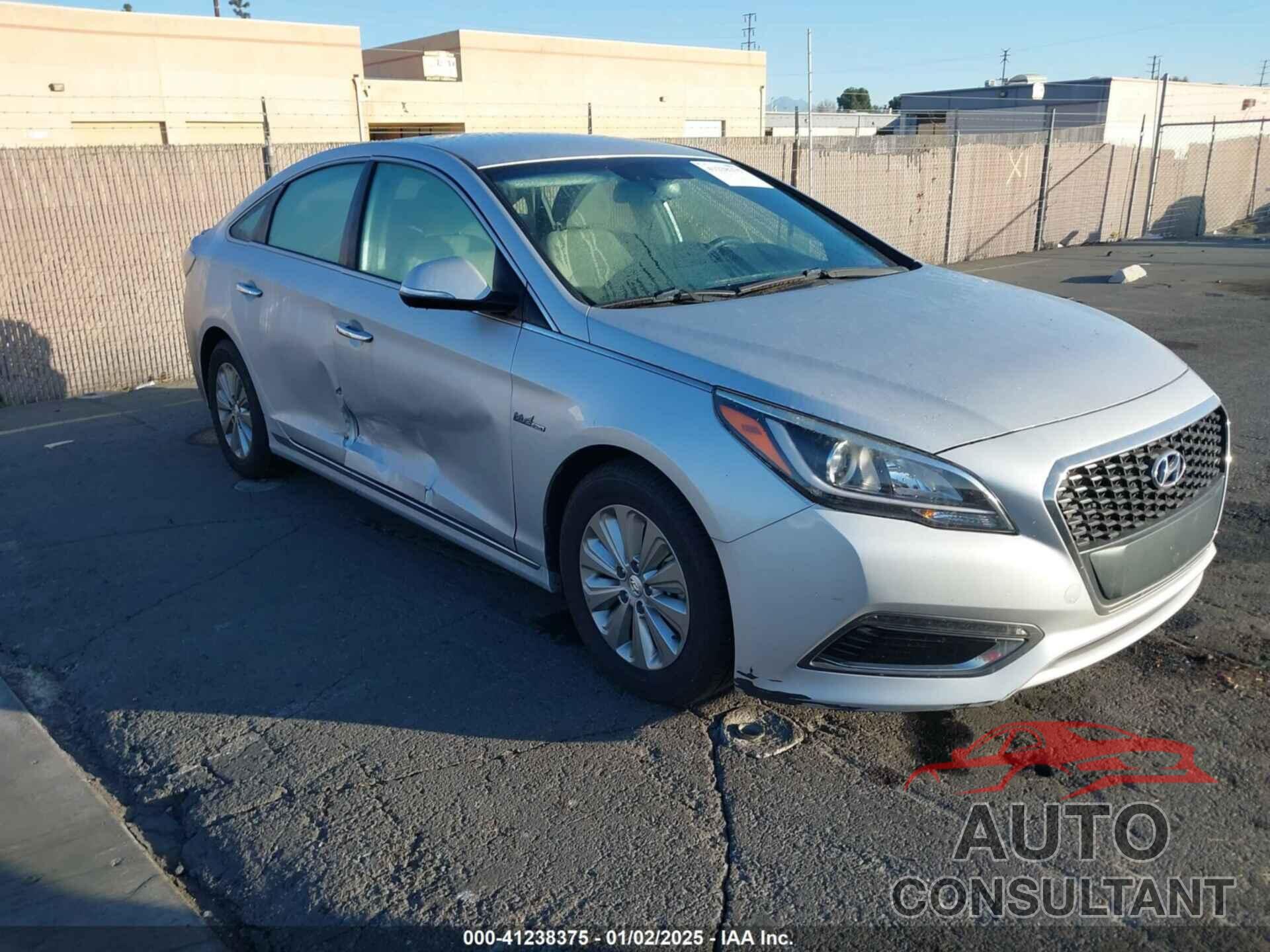 HYUNDAI SONATA HYBRID 2016 - KMHE24L10GA040378