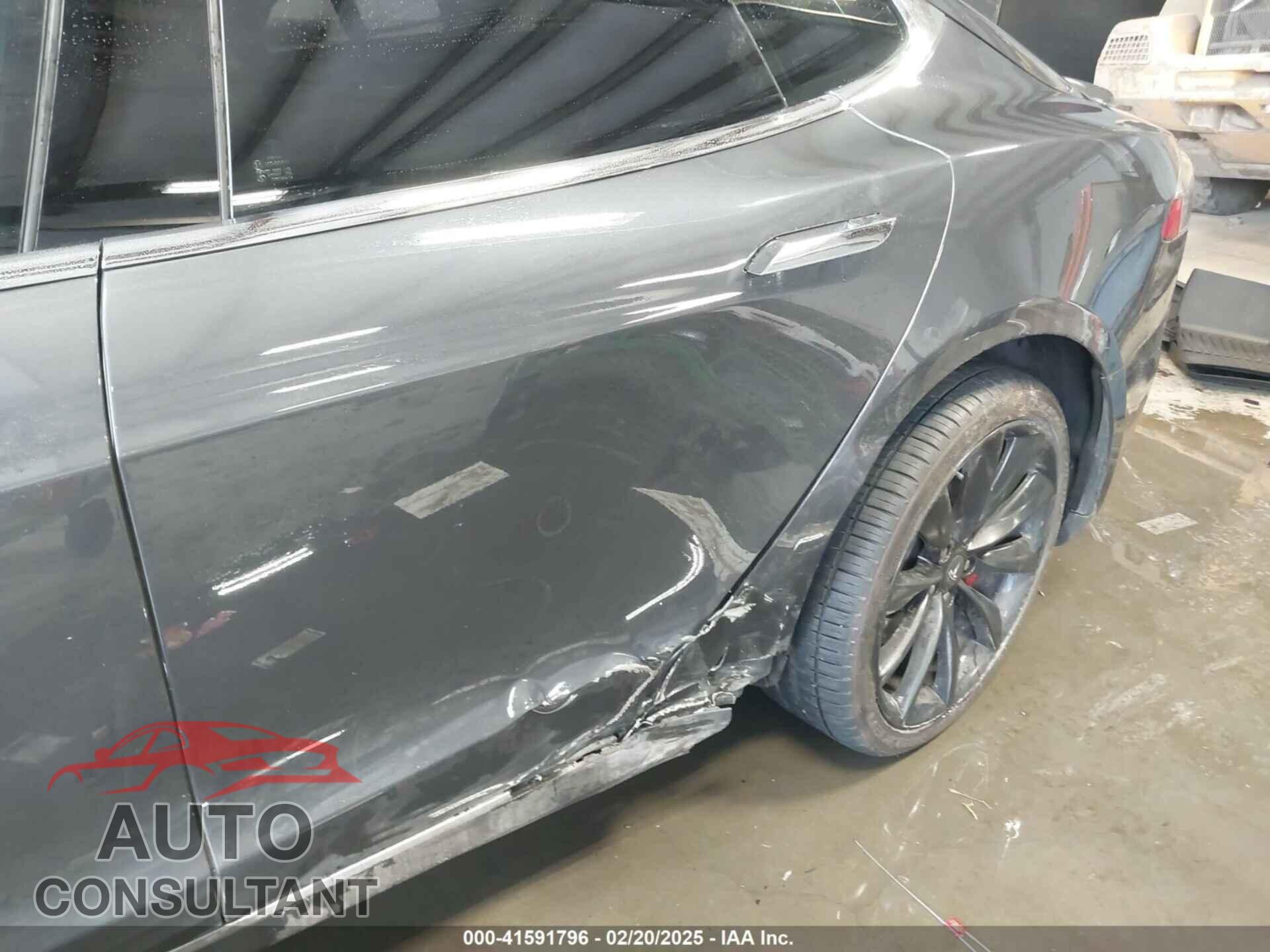 TESLA MODEL S 2015 - 5YJSA1E45FF108485